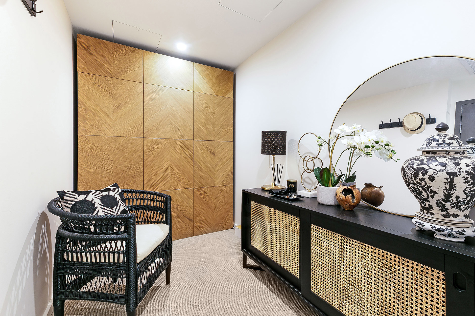 UNIT 308 PLATINUM 3 GEORGE JULIUS AVENUE, Zetland NSW 2017 - Image 4