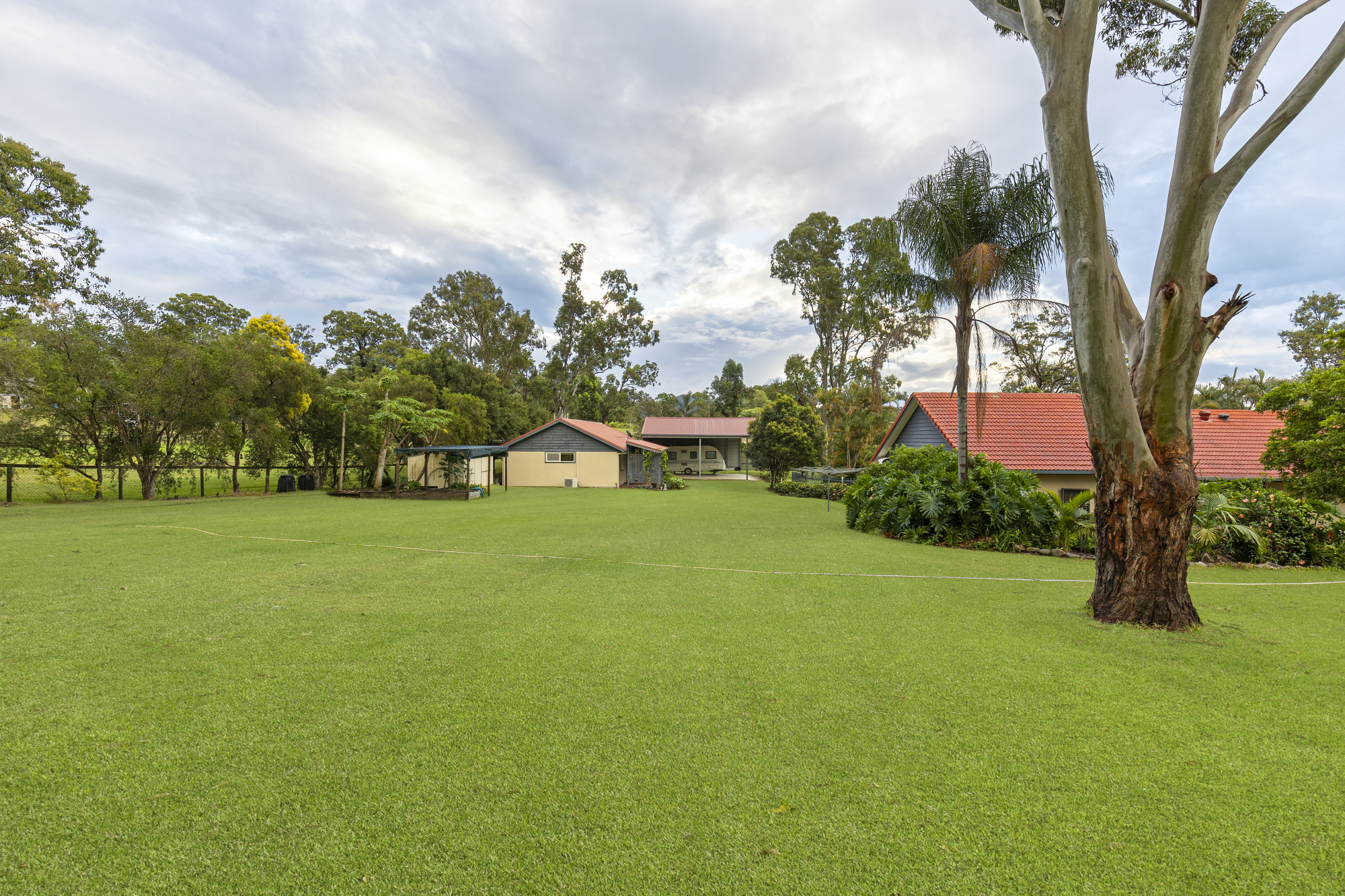 9 RIVERSDALE ROAD, Oxenford QLD 4210 - Image 4