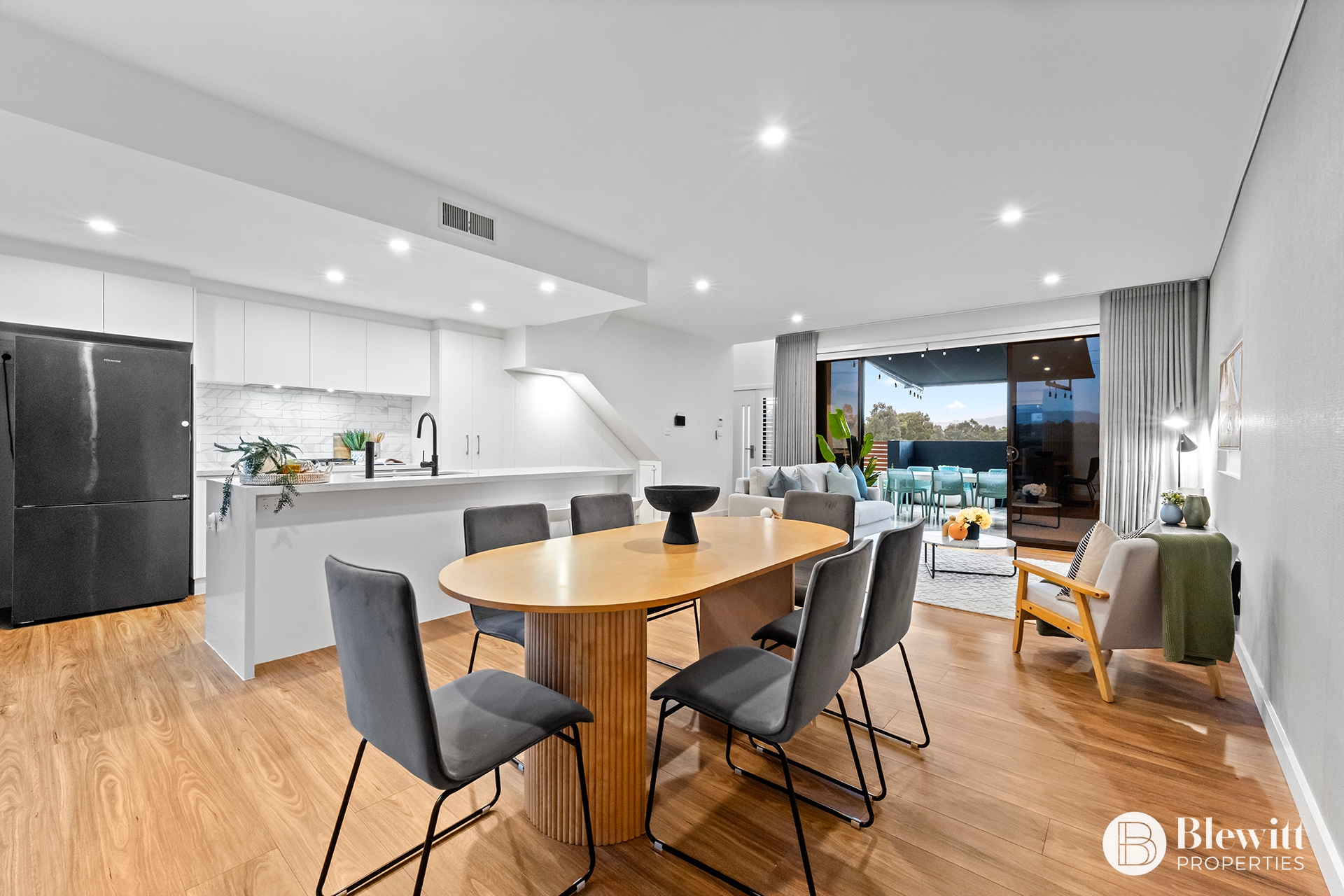 4-bedroom unit at UNIT 3 AVANI 1 ROWLAND REES CRESCENT, Greenway ACT 2900, Unincorporated Act, Australian Capital Territory