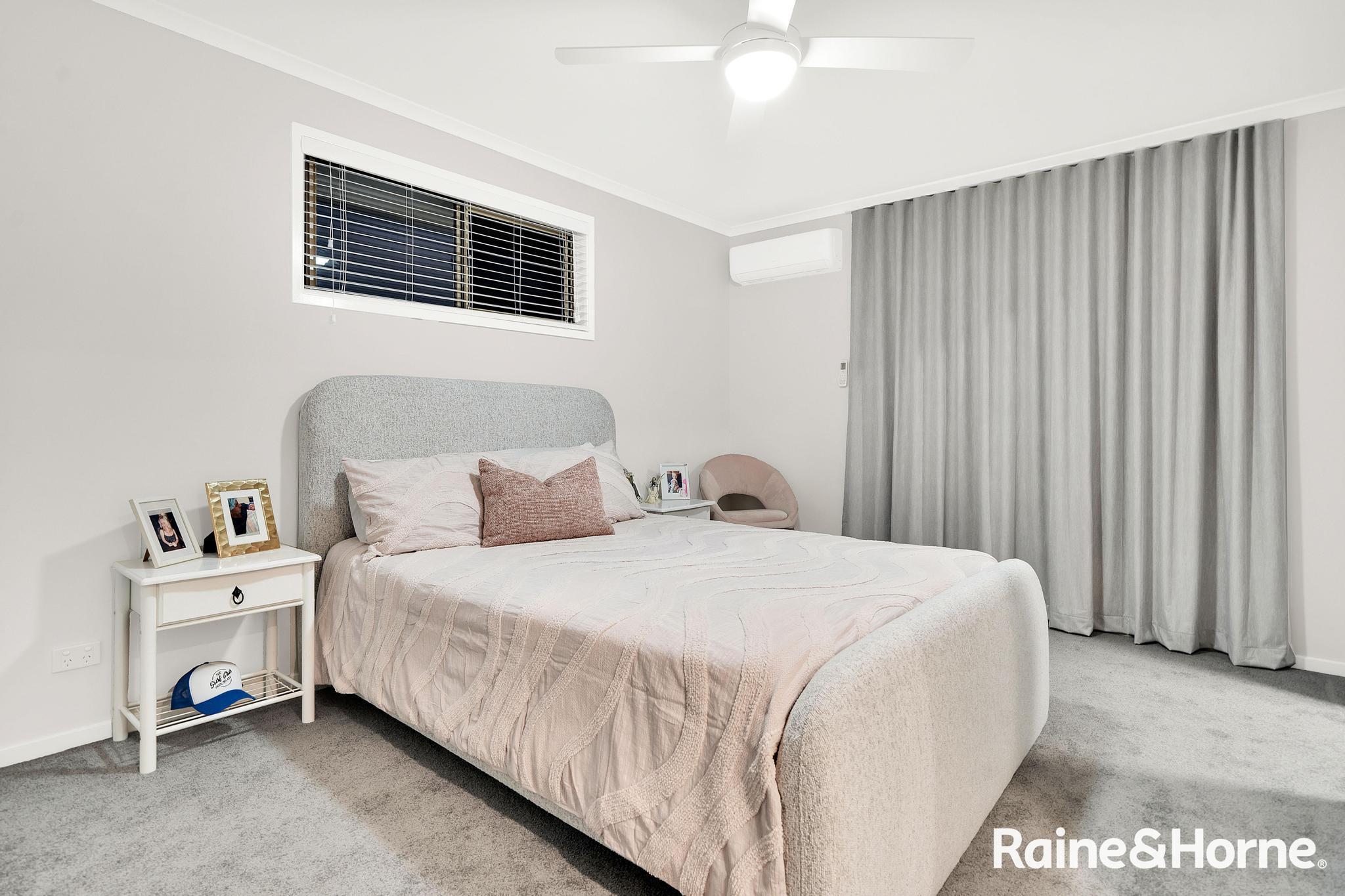 4-bedroom house at 34 CITYVIEW ROAD, Sinnamon Park QLD 4073, Brisbane, Queensland