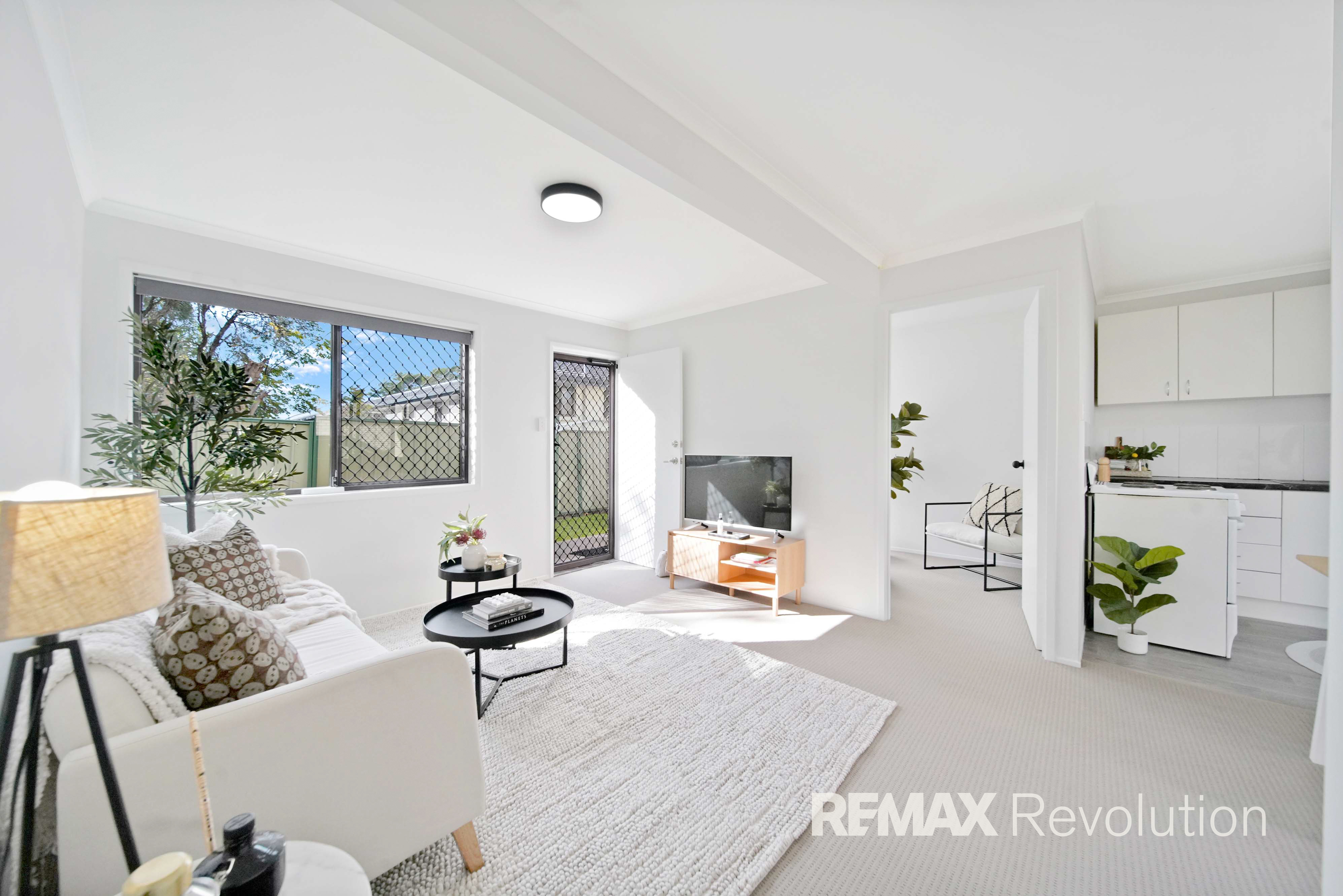 8/28 Defiance Road, Logan Central, QLD 4114 - Image 3
