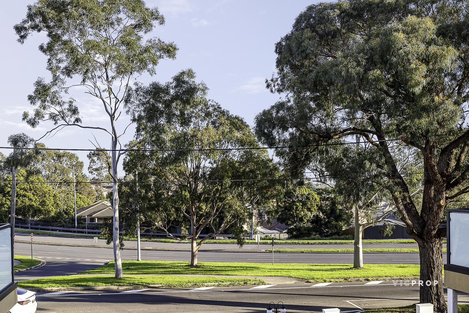 3-bedroom unit at 7/5 Montgomery Place, Bulleen, VIC 3105, Manningham, Victoria