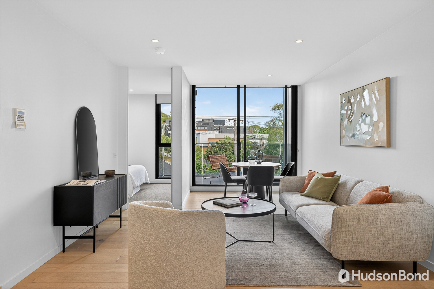 204/6 Thiele Street, Doncaster, VIC 3108 - Image 2