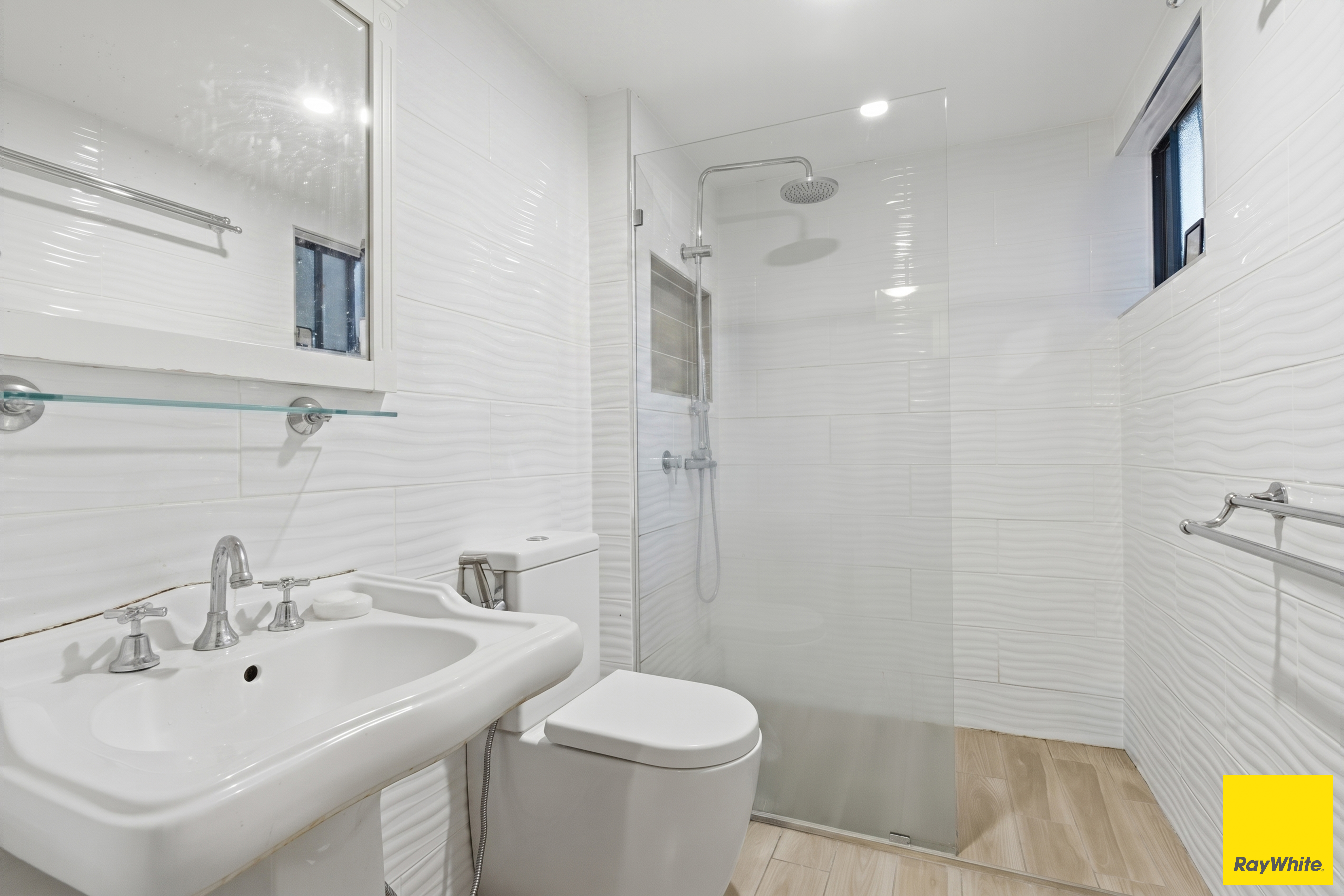 3-bedroom unit at 103 89-95 ISHMAEL ROAD, EARLVILLE QLD 4870, Cairns, Queensland