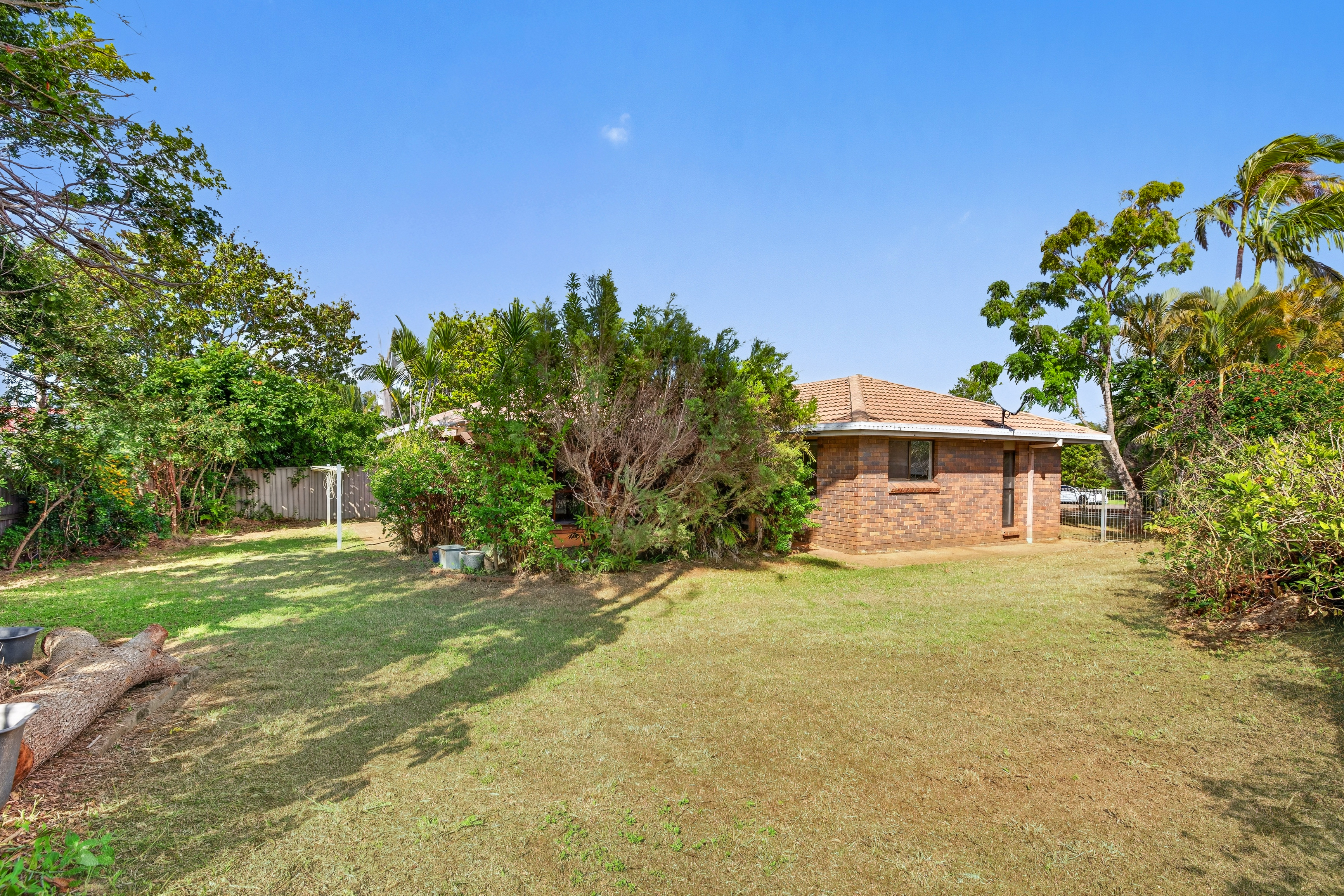 3-bedroom house at 11 Harding Crescent, Cleveland, QLD 4163, Redland, Queensland