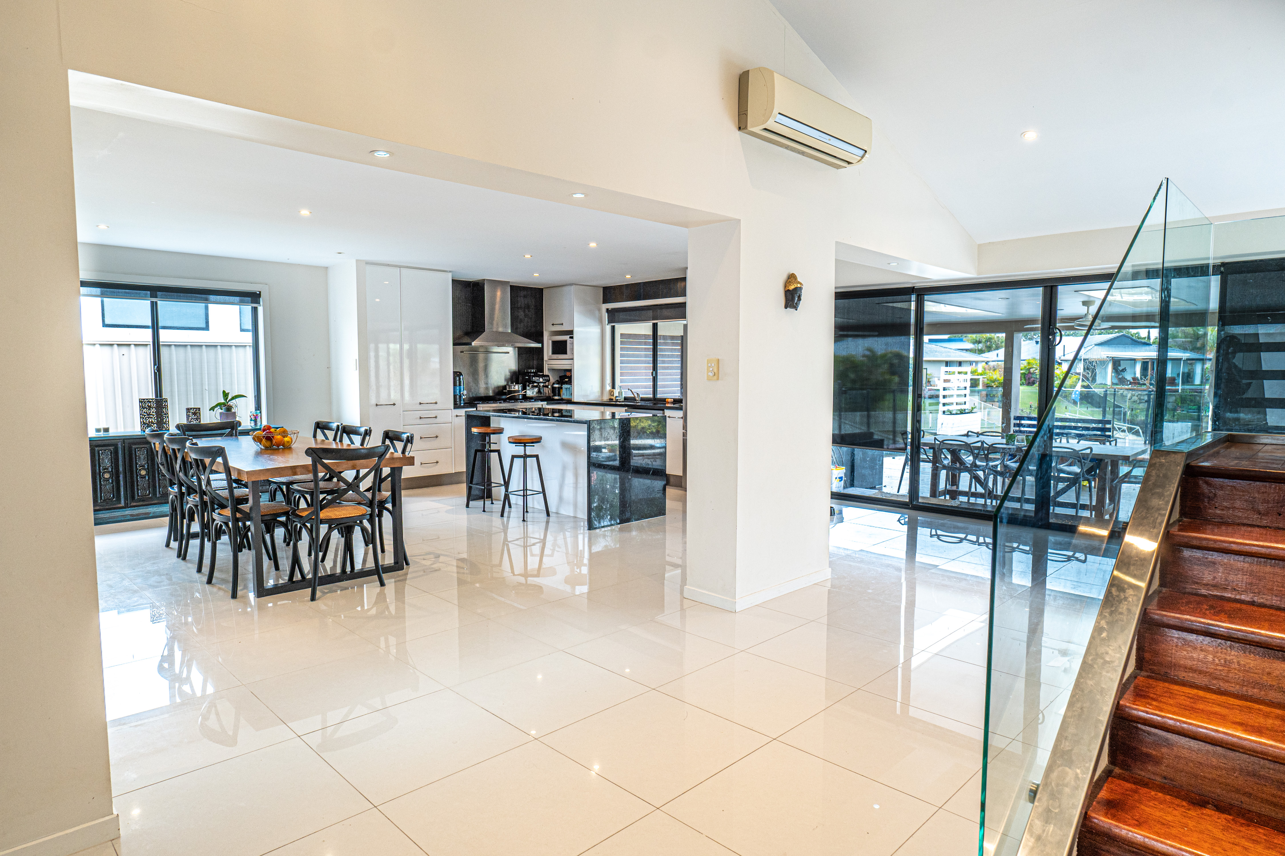 75 HOOKER BOULEVARD, Broadbeach Waters QLD 4218 - Image 3