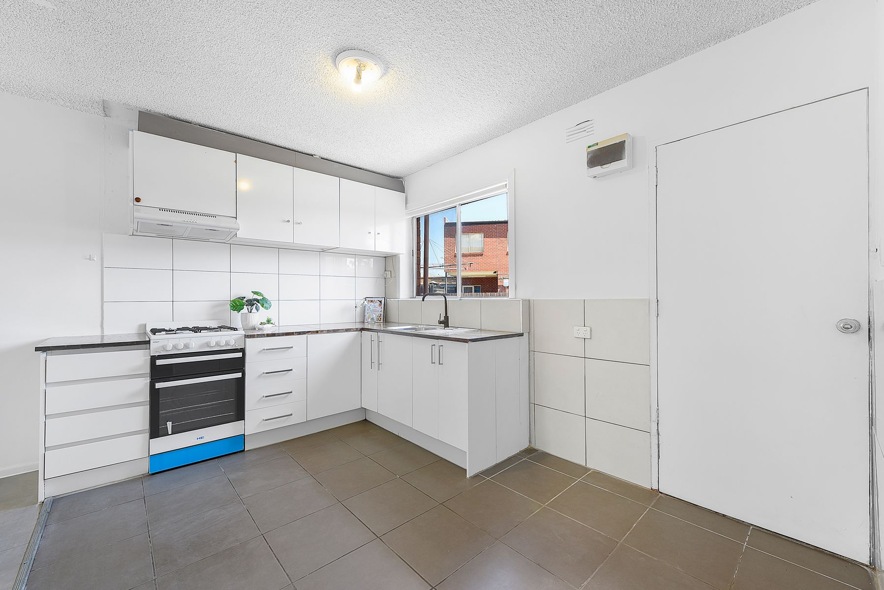 3/2-6 Kelvin Grove, Springvale, VIC 3171 - Image 6