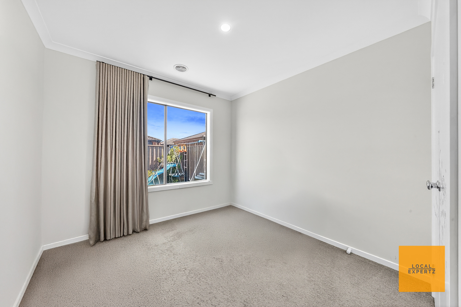 4-bedroom house at 33 WALTON STREET, Melton South VIC 3338, Melton, Victoria