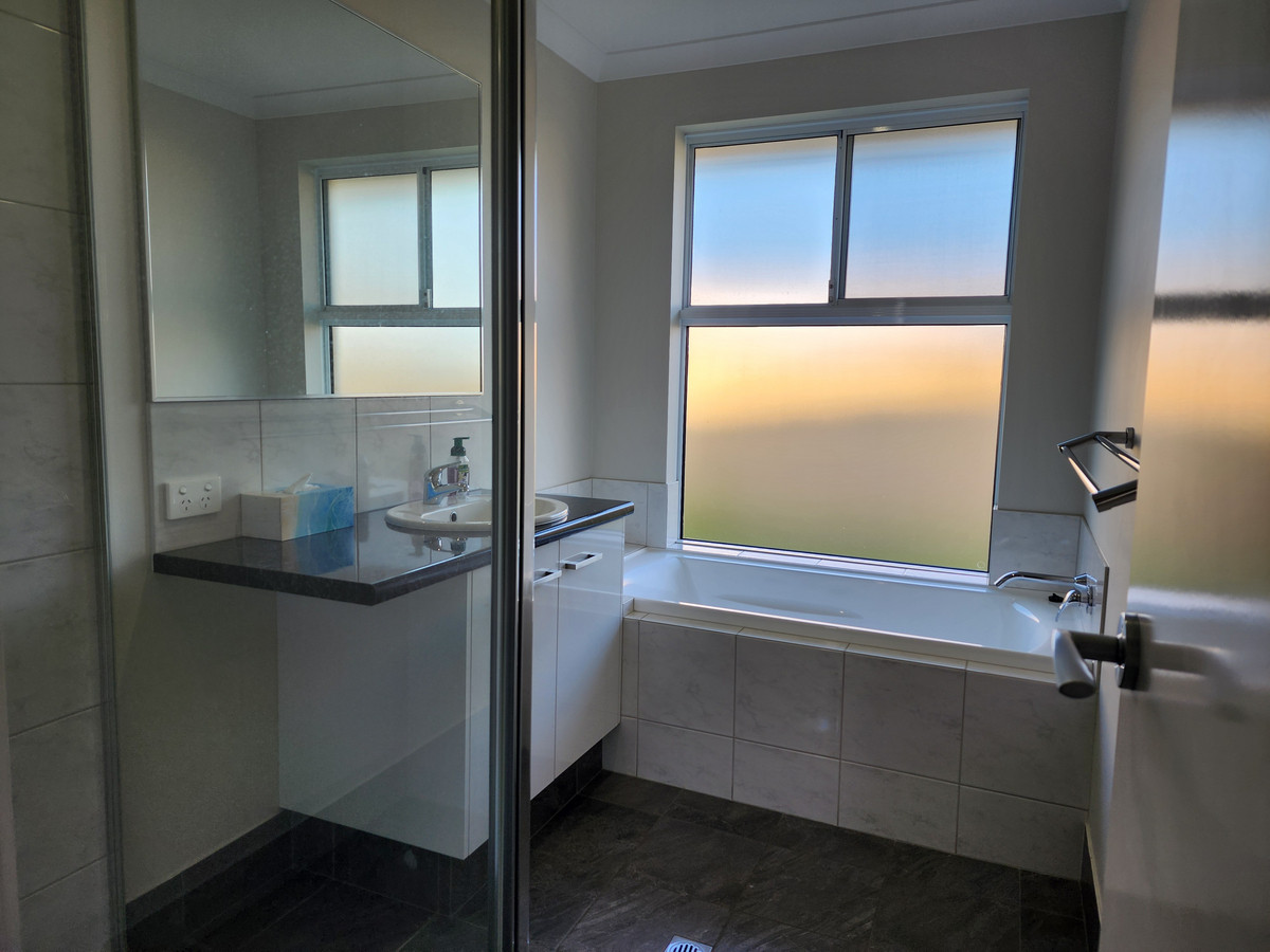 4-bedroom house at 7 Hayward Crest, Yakamia, Wa, 6330, Albany, Western Australia