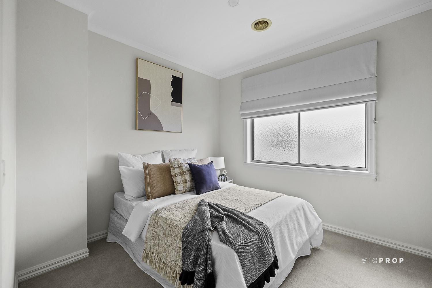 4-bedroom unit at 1 164 THOMPSONS ROAD, BULLEEN VIC 3105, Manningham, Victoria
