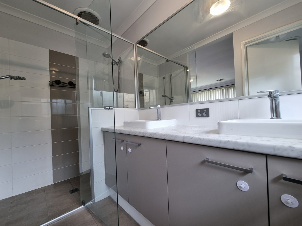26 Korrinup Street, Haynes WA 6112 - Image 4