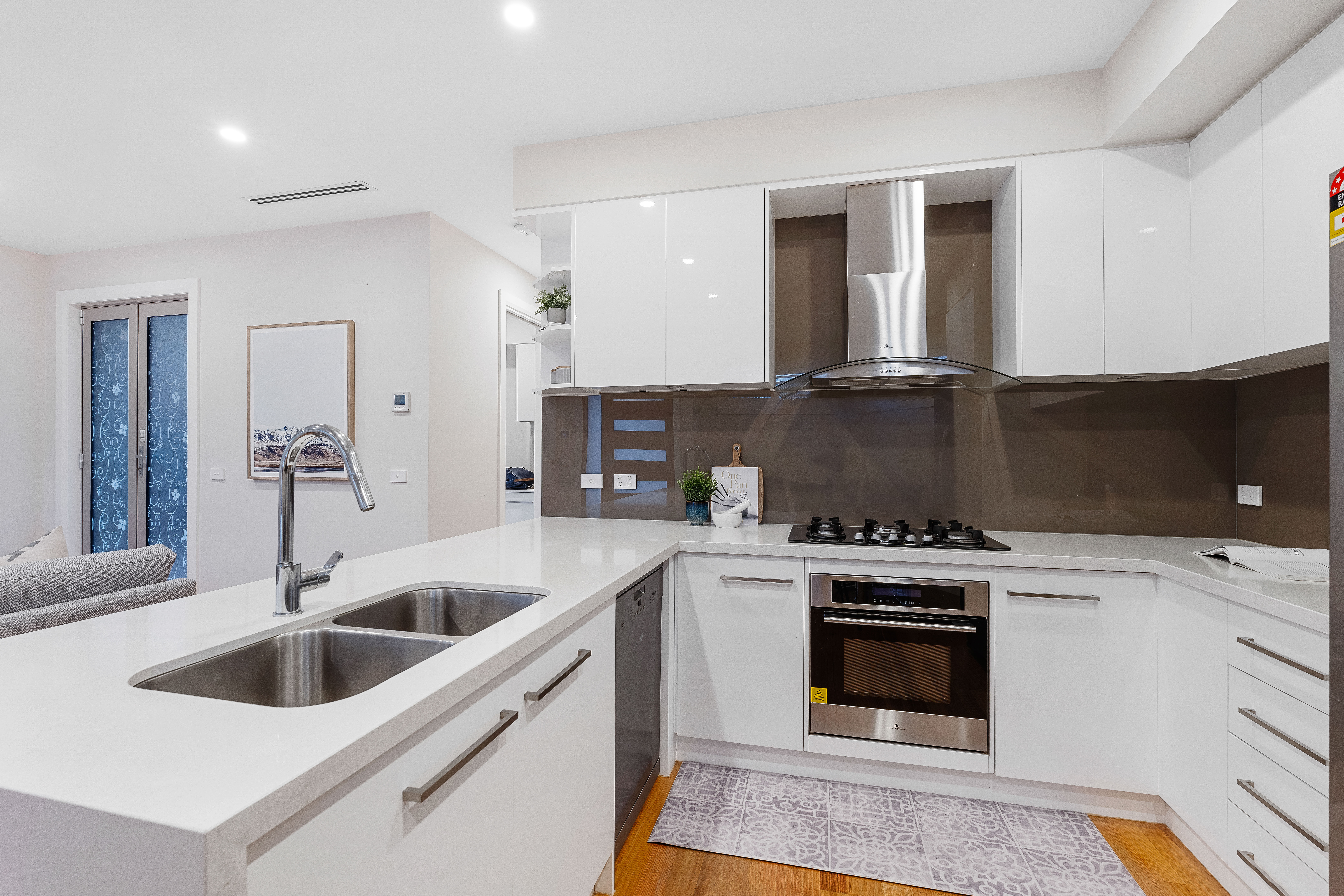 4/74 Centre Road, Brighton East, VIC 3187 - Image 2