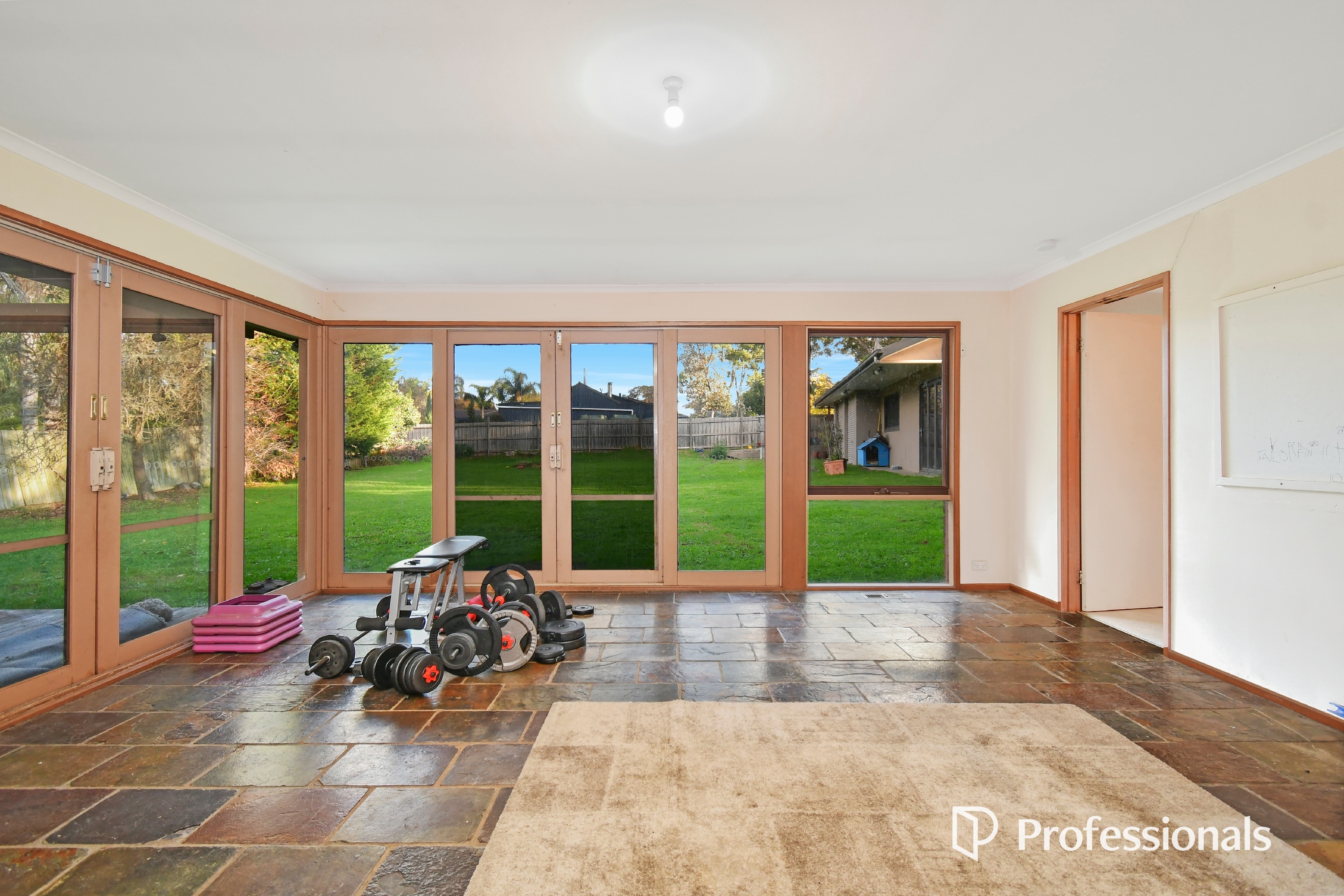28 MURRAY CRESCENT, Rowville VIC 3178 - Image 2
