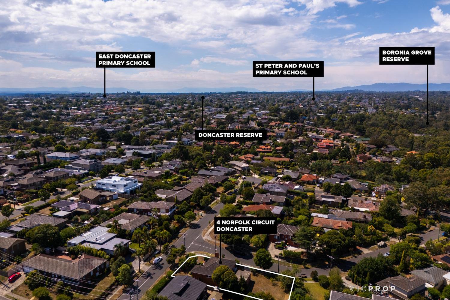 3-bedroom house at 4 Norfolk Circuit, Doncaster, VIC 3108, Manningham, Victoria