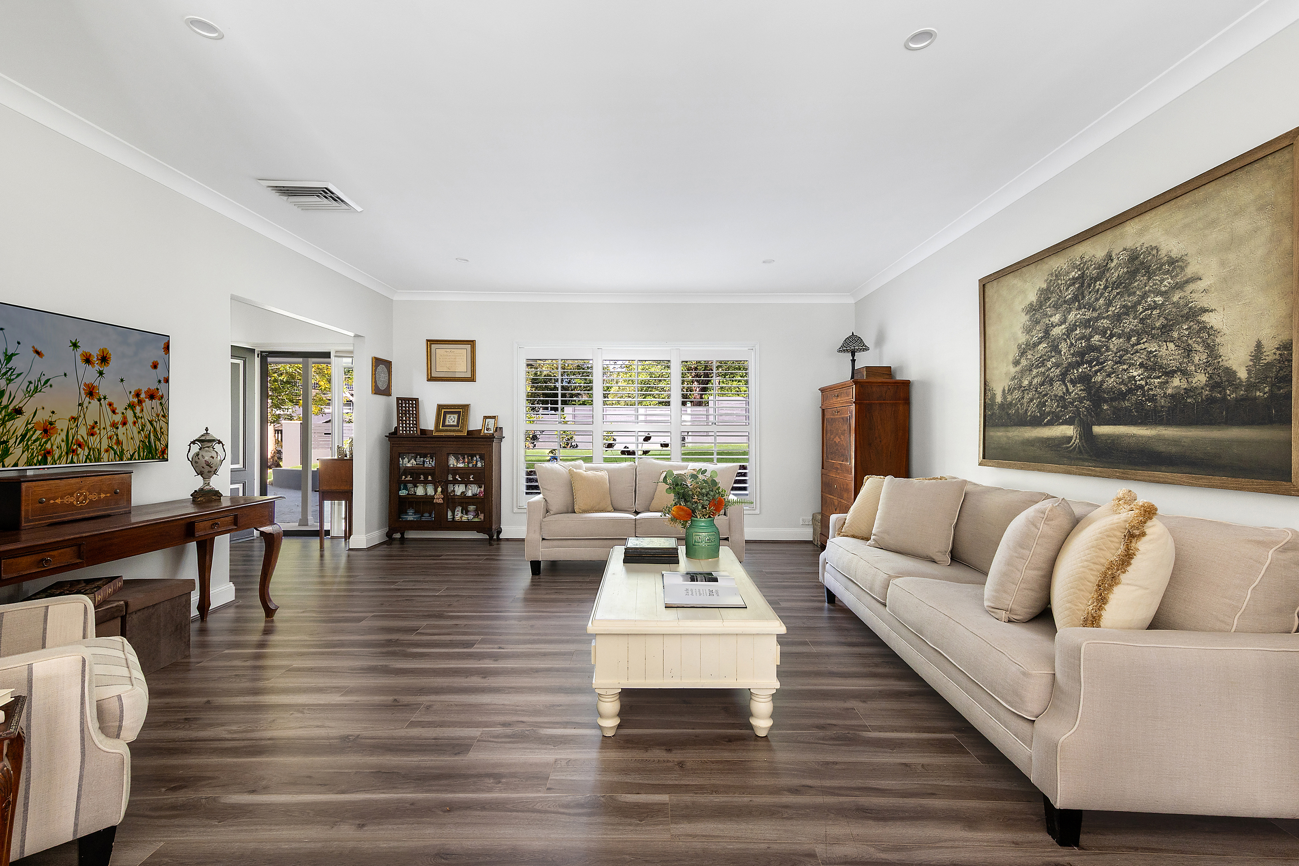 6 Warrimoo Avenue, St Ives, NSW 2075 - Image 2