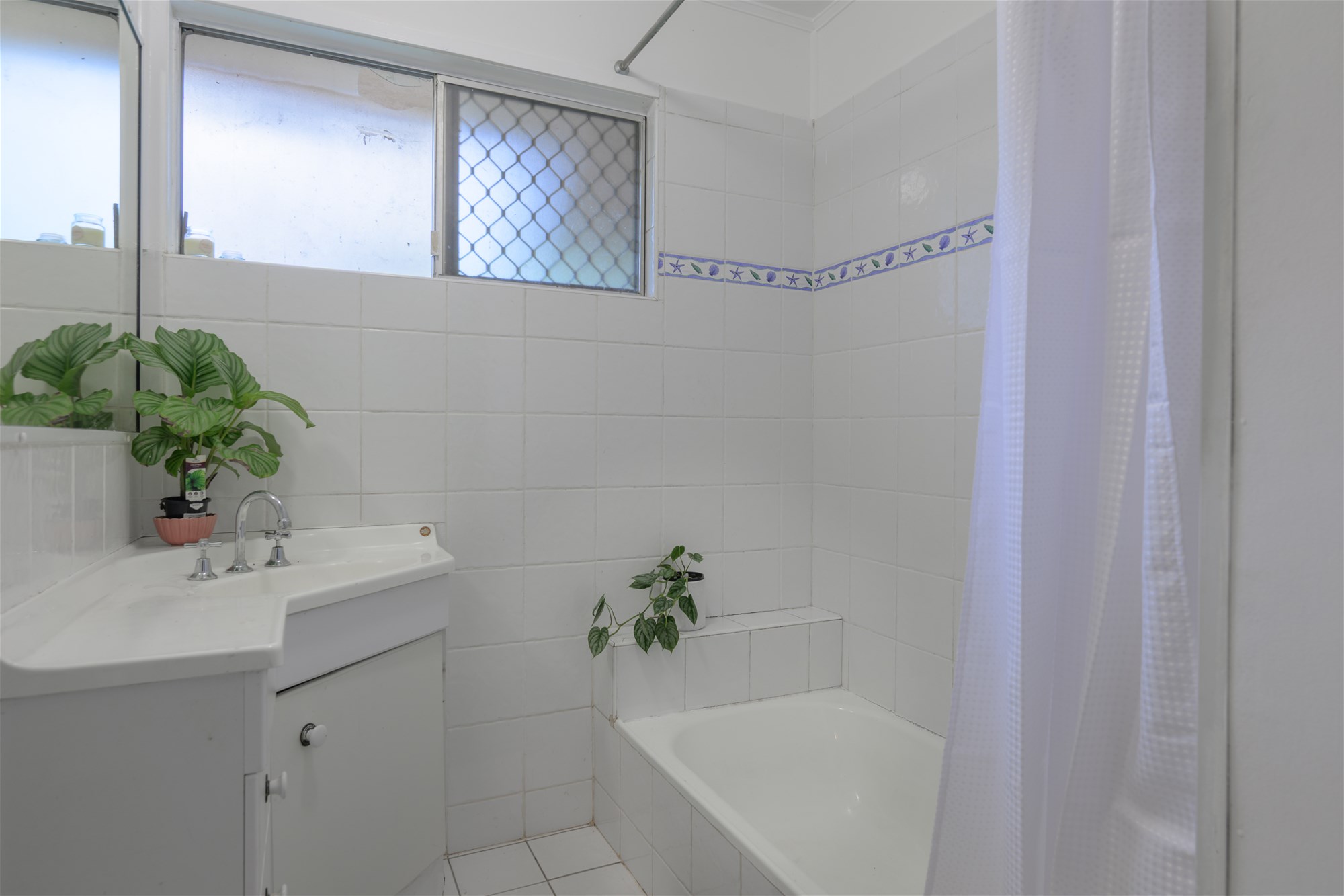 3-bedroom house at 67 SQUIRE STREET, Toolooa QLD 4680, Gladstone, Queensland