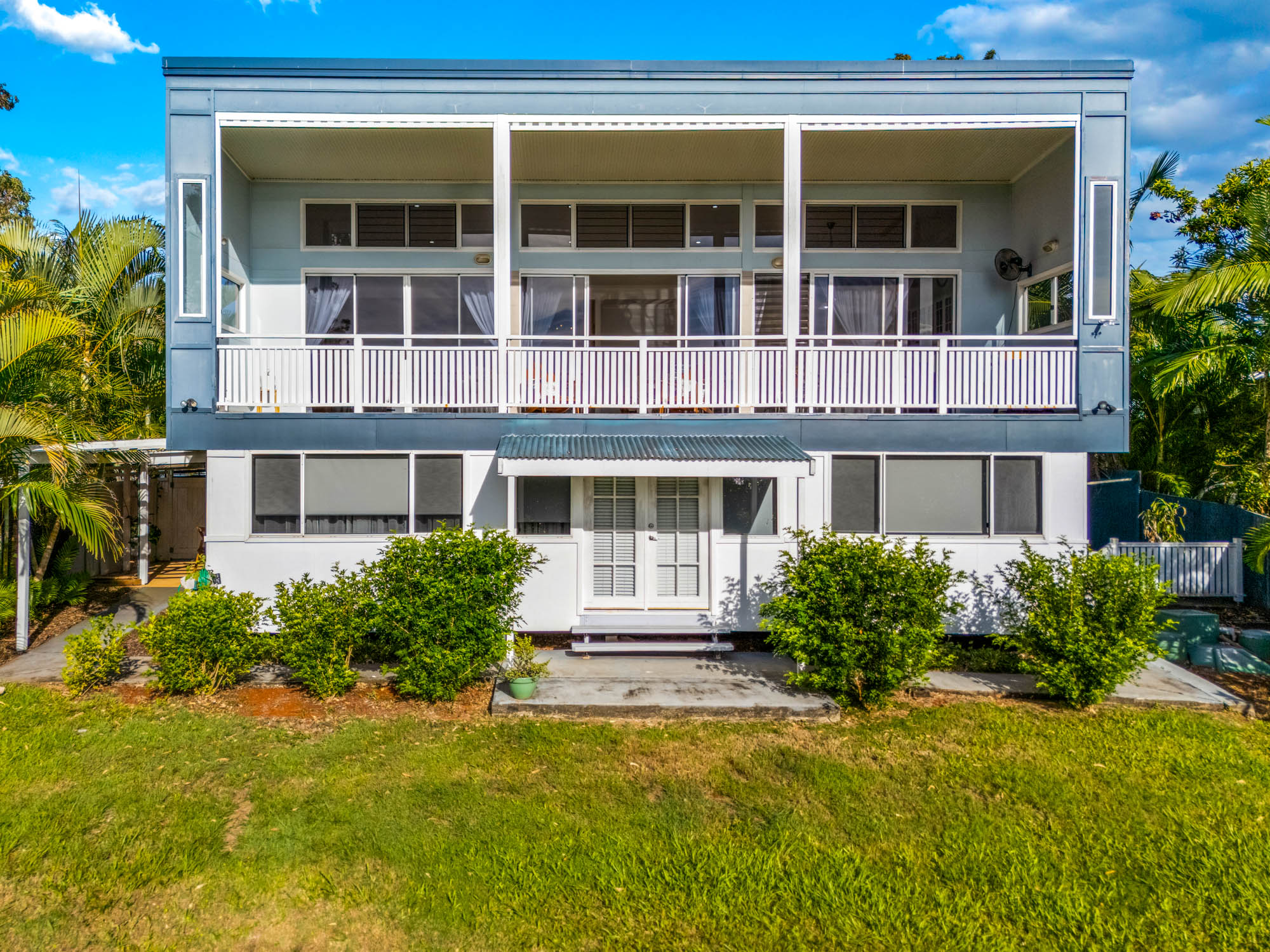 4 HOGAN COURT, Russell Island QLD 4184 - Image 2