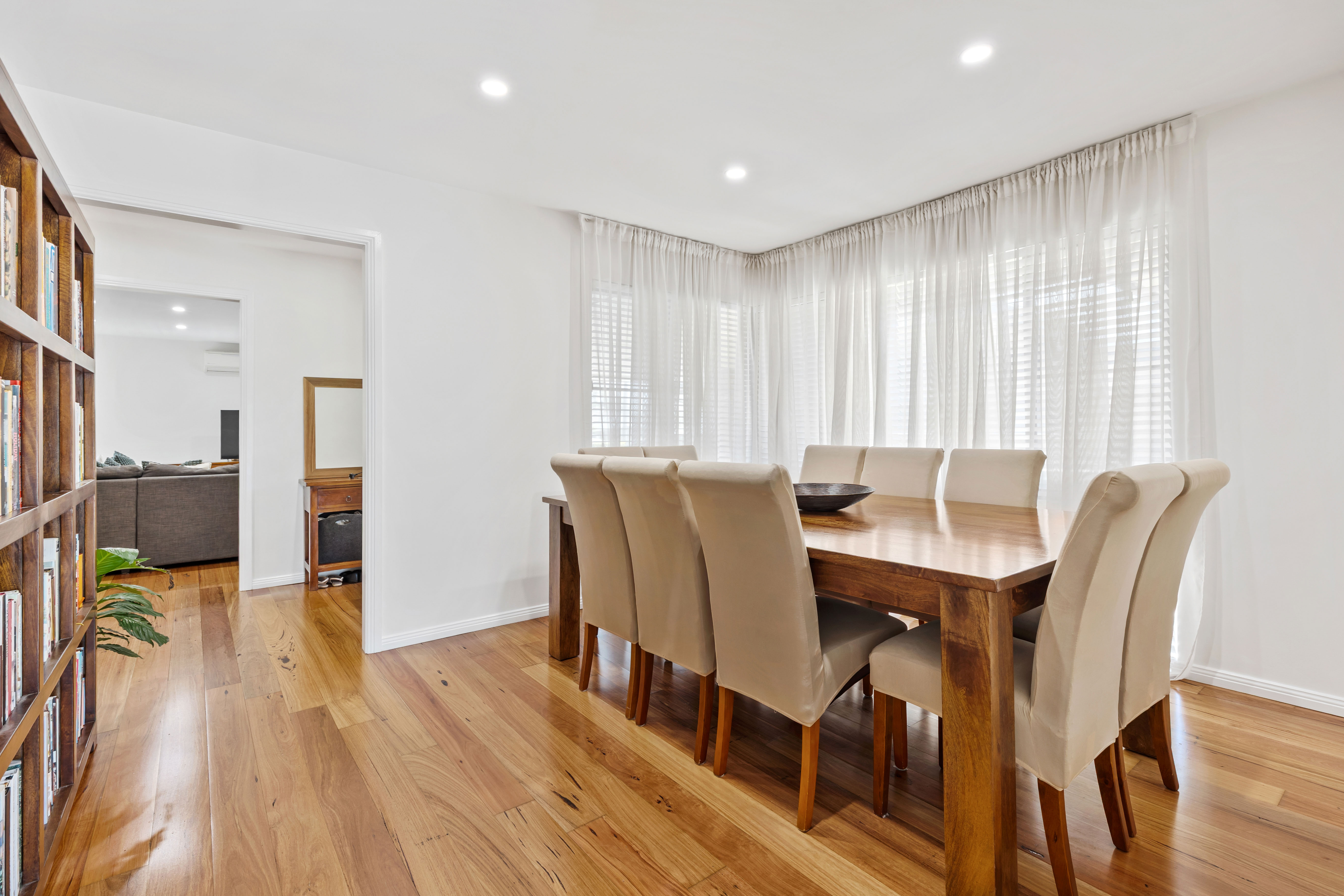 8 Rosedale Avenue, Penrith, NSW 2750 - Image 3