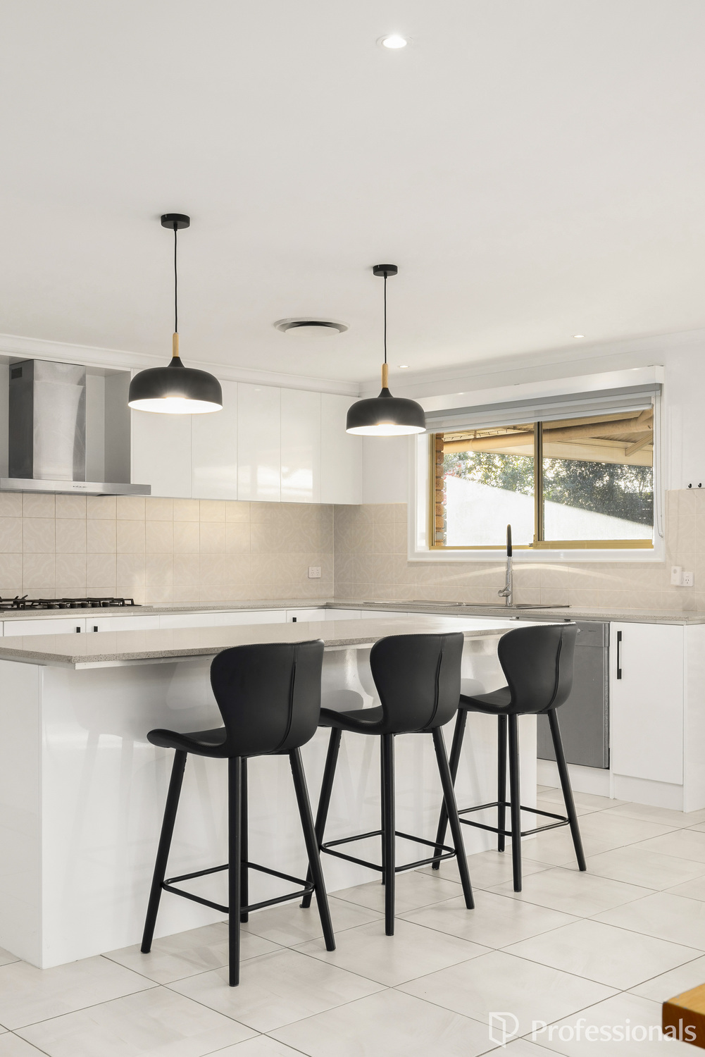 5-bedroom house at 11 Eagle Terrace, Taylors Lakes, VIC 3038, Brimbank, Victoria