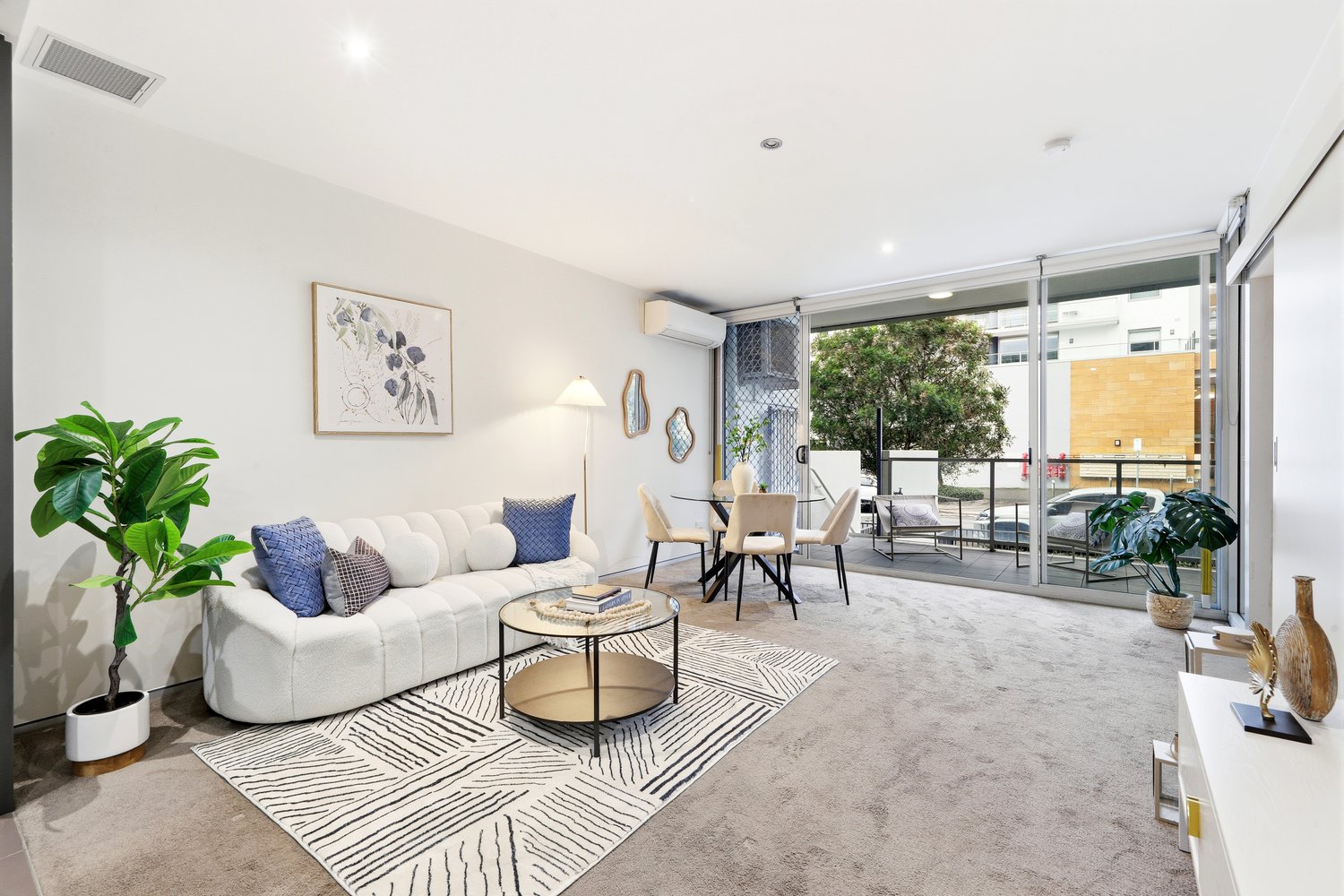 J11/10-16 Marquet Street, Rhodes, Nsw, 2138 - Image 2