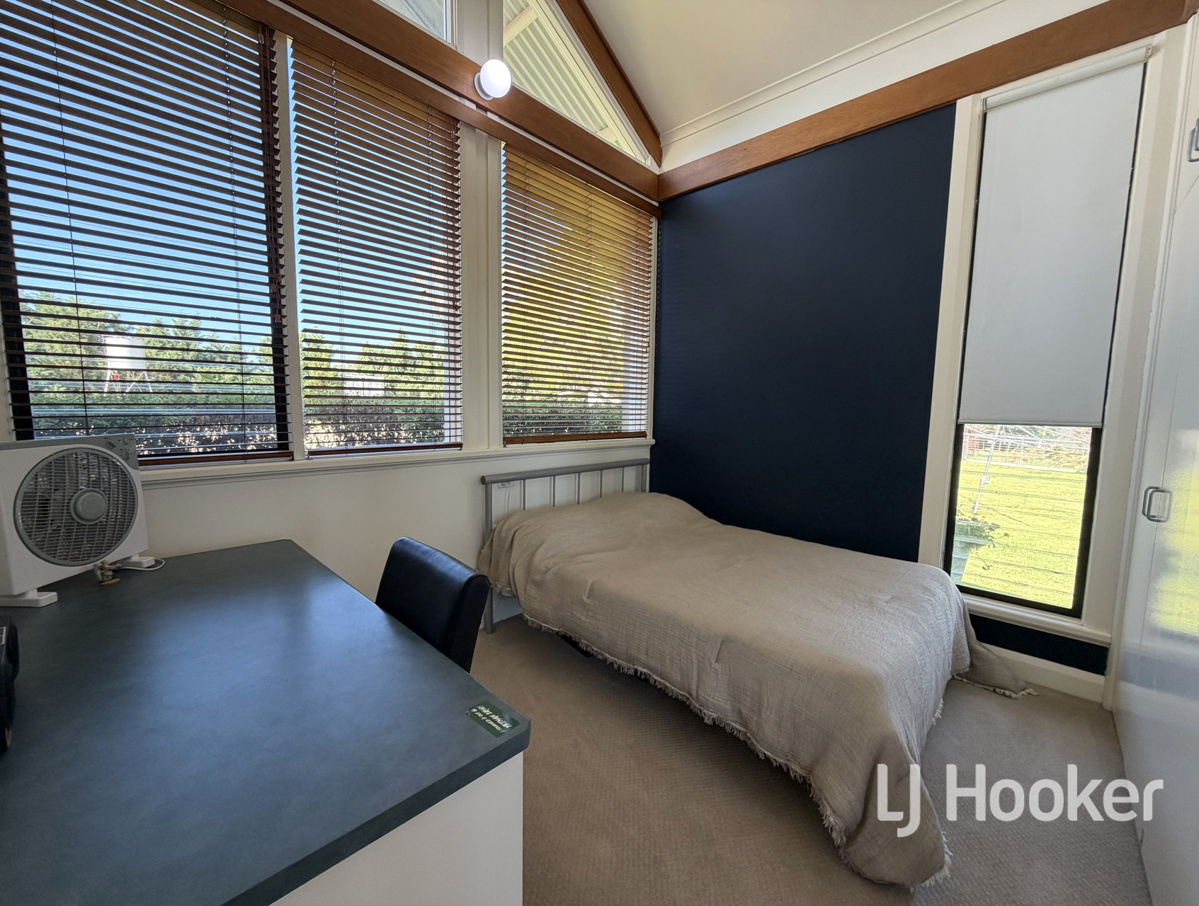 5-bedroom unit at 71 Gillespies Lane, Inverell, Nsw, 2360, Inverell, New South Wales
