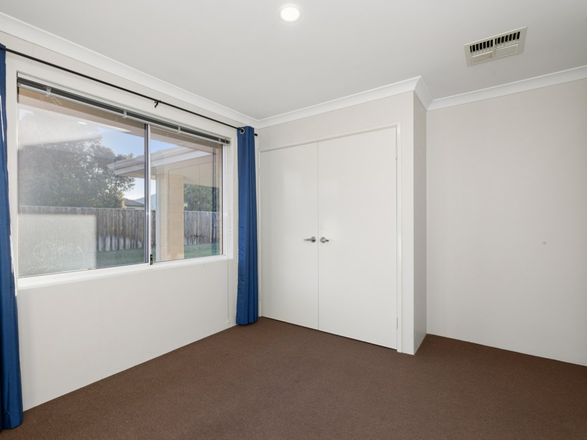 3-bedroom house at 27 Bluebird Street, Wellard WA 6170, Kwinana, Western Australia