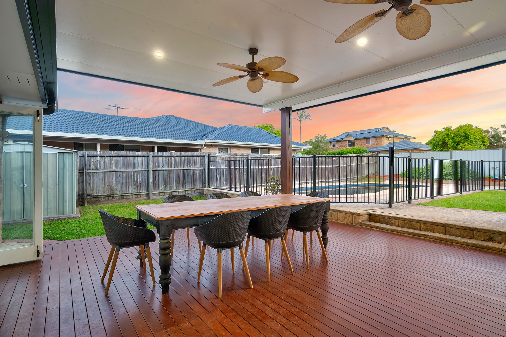 5-bedroom house at 98 Bannockburn Crescent, Parkinson, QLD 4115, , Queensland