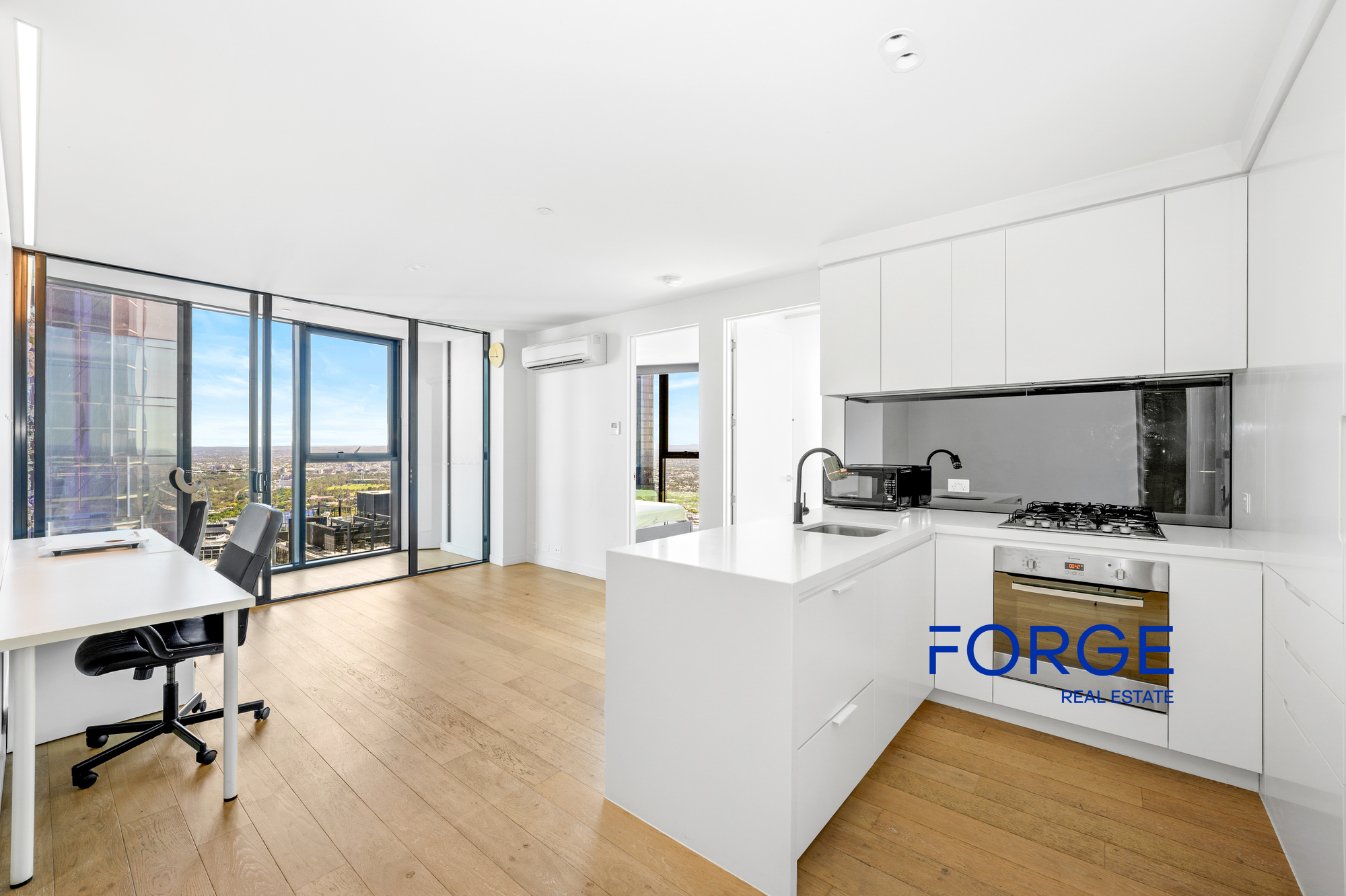 6002/442 Elizabeth Street, Melbourne, Vic, 3000 - Image 1