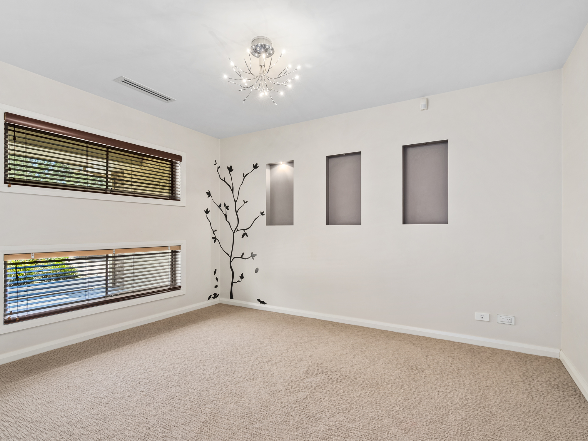 76 MOOKARII STREET, Cobram VIC 3644 - Image 10