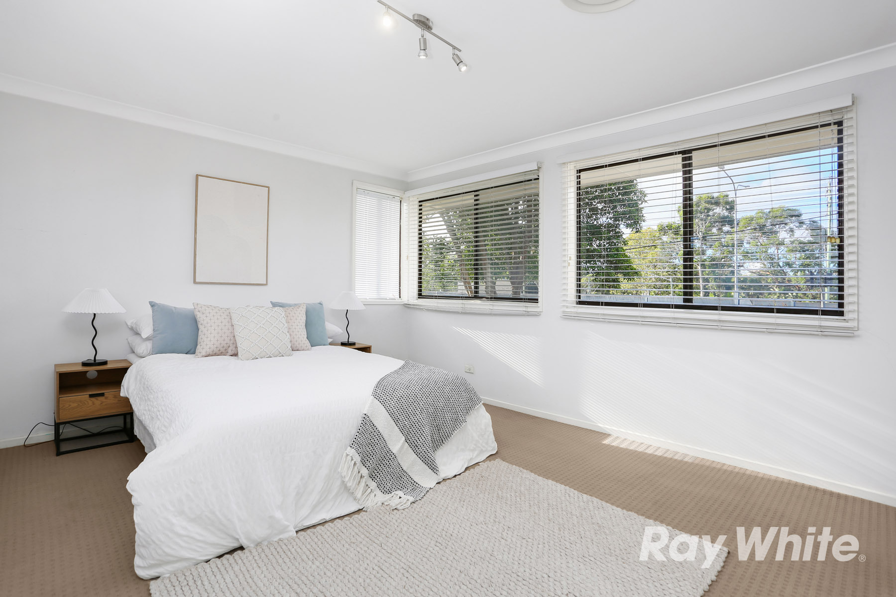 5-bedroom house at 292 OLD WINDSOR ROAD, Old Toongabbie NSW 2146, Parramatta, New South Wales