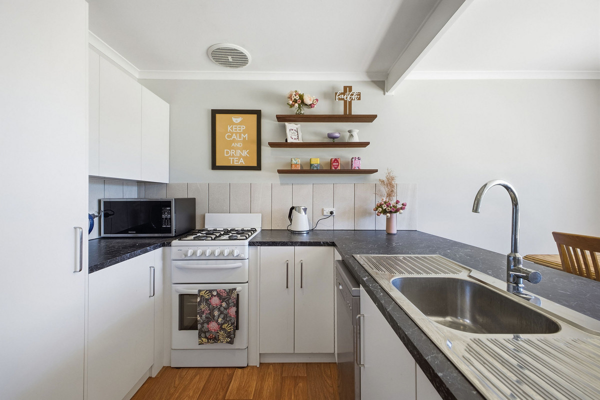 2-bedroom unit at 21 Lavender Drive, Parafield Gardens, SA 5107, Salisbury, South Australia