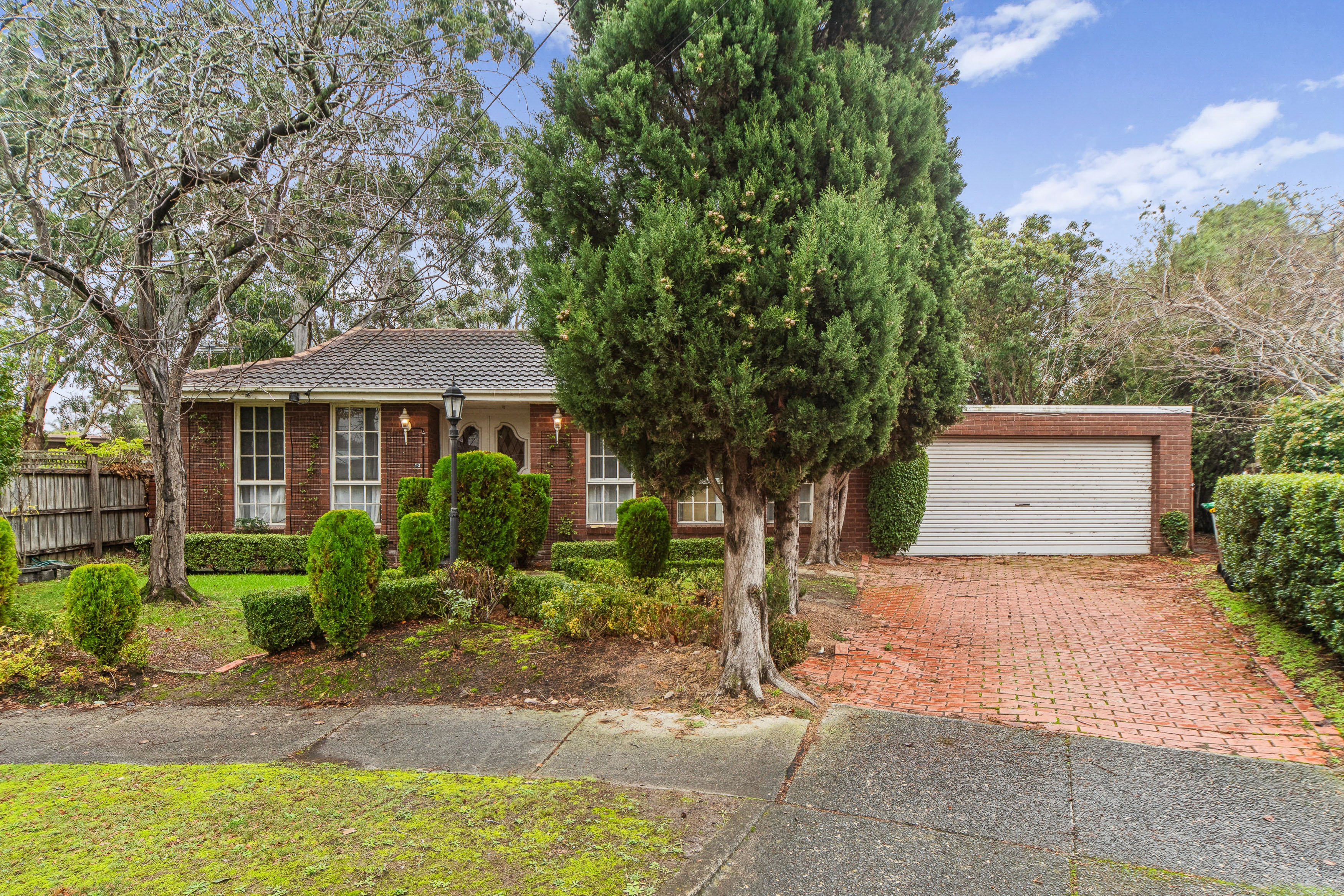 10 Bundarra Court, Vermont South, VIC 3133 - Image 2
