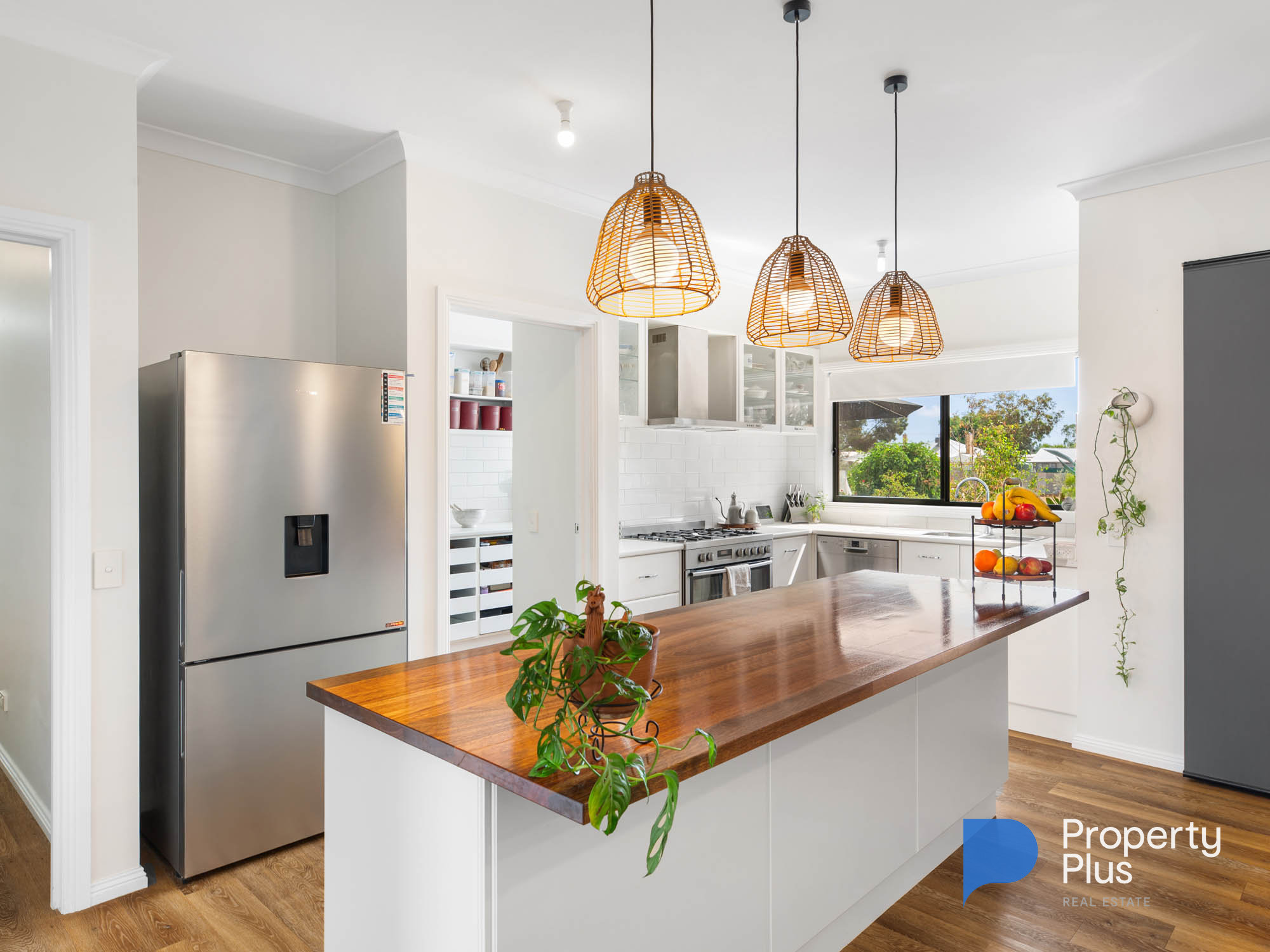 4-bedroom house at 15-17 Wright Street, Charlton, VIC 3525, Buloke, Victoria