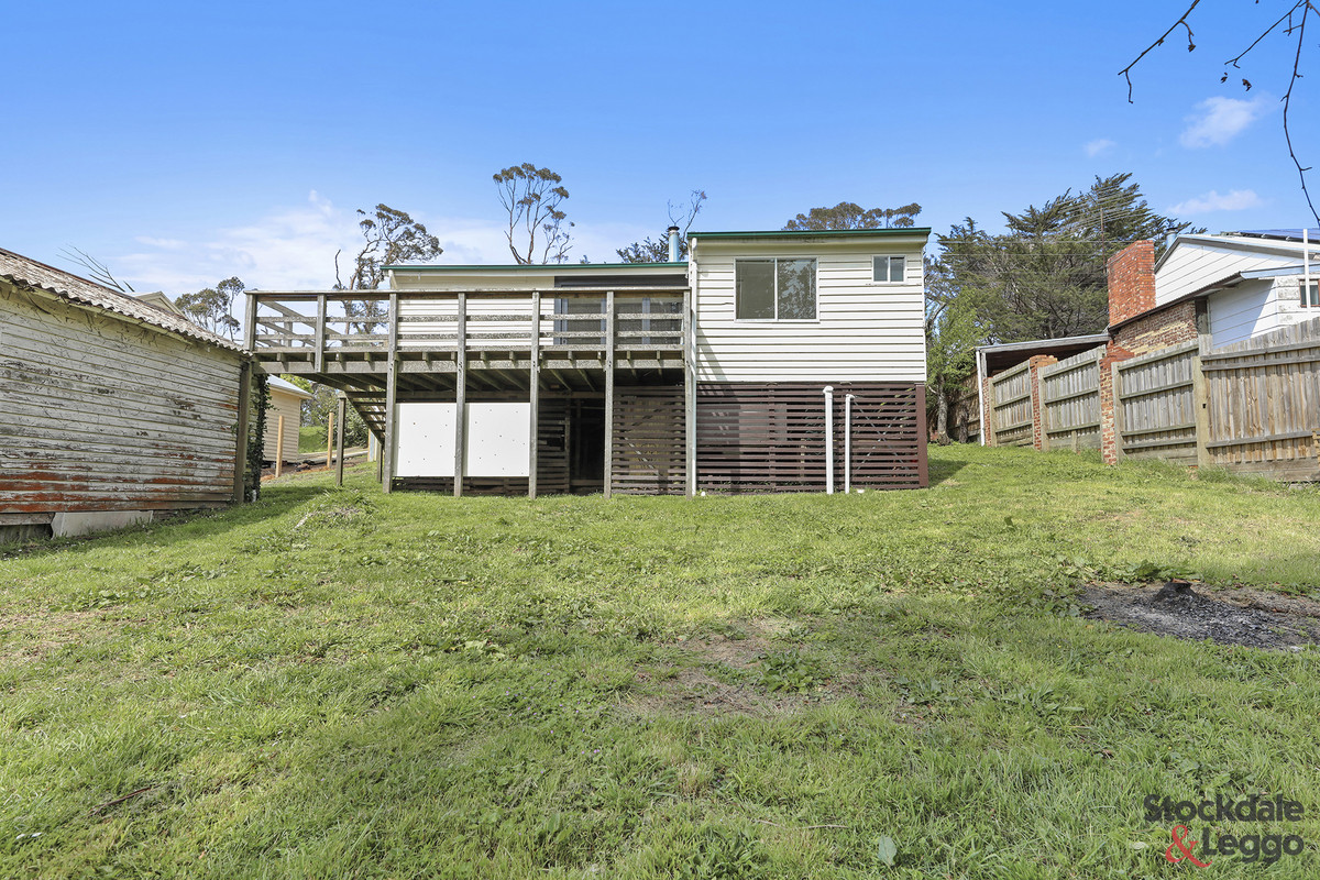 3-bedroom house at 5 Thorpdale Road, Mirboo North, VIC 3871, South Gippsland, Victoria