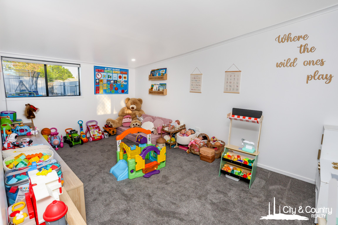 126 Miles Street, Menzies, QLD 4825 - Image 9