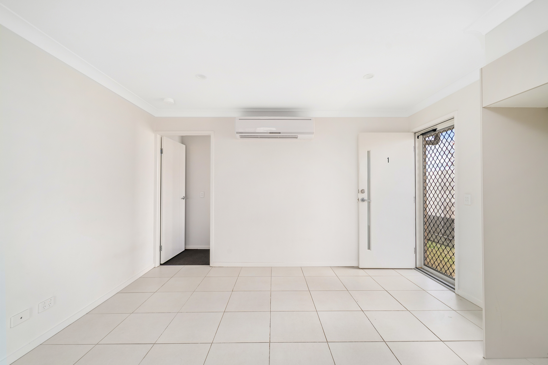 5-bedroom unit at 1 & 2/86 Tempest Circuit, Redbank Plains, Qld, 4301, Ipswich, Queensland