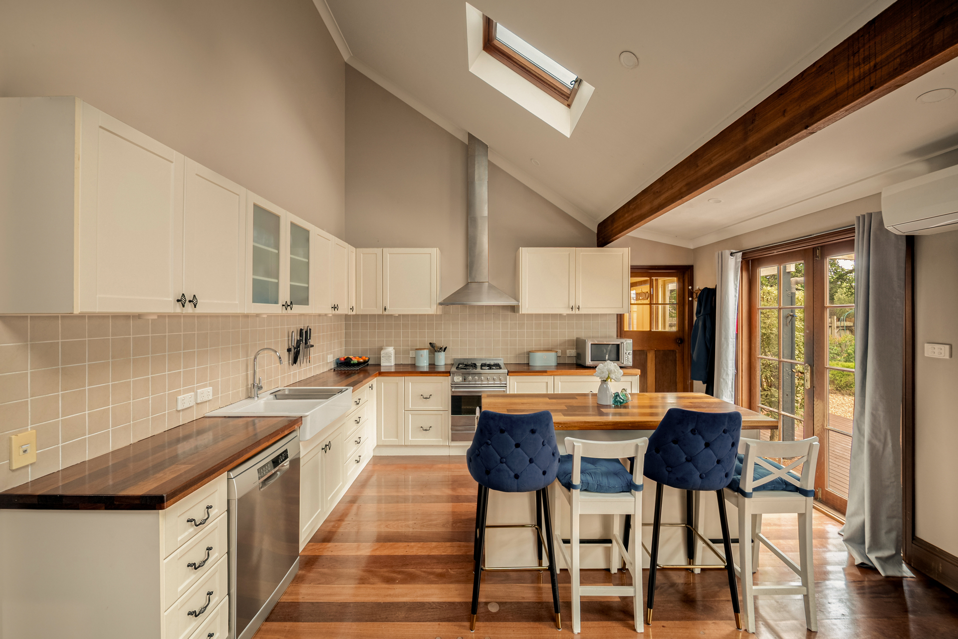 132 Lurline Street, Katoomba, NSW 2780 - Image 3