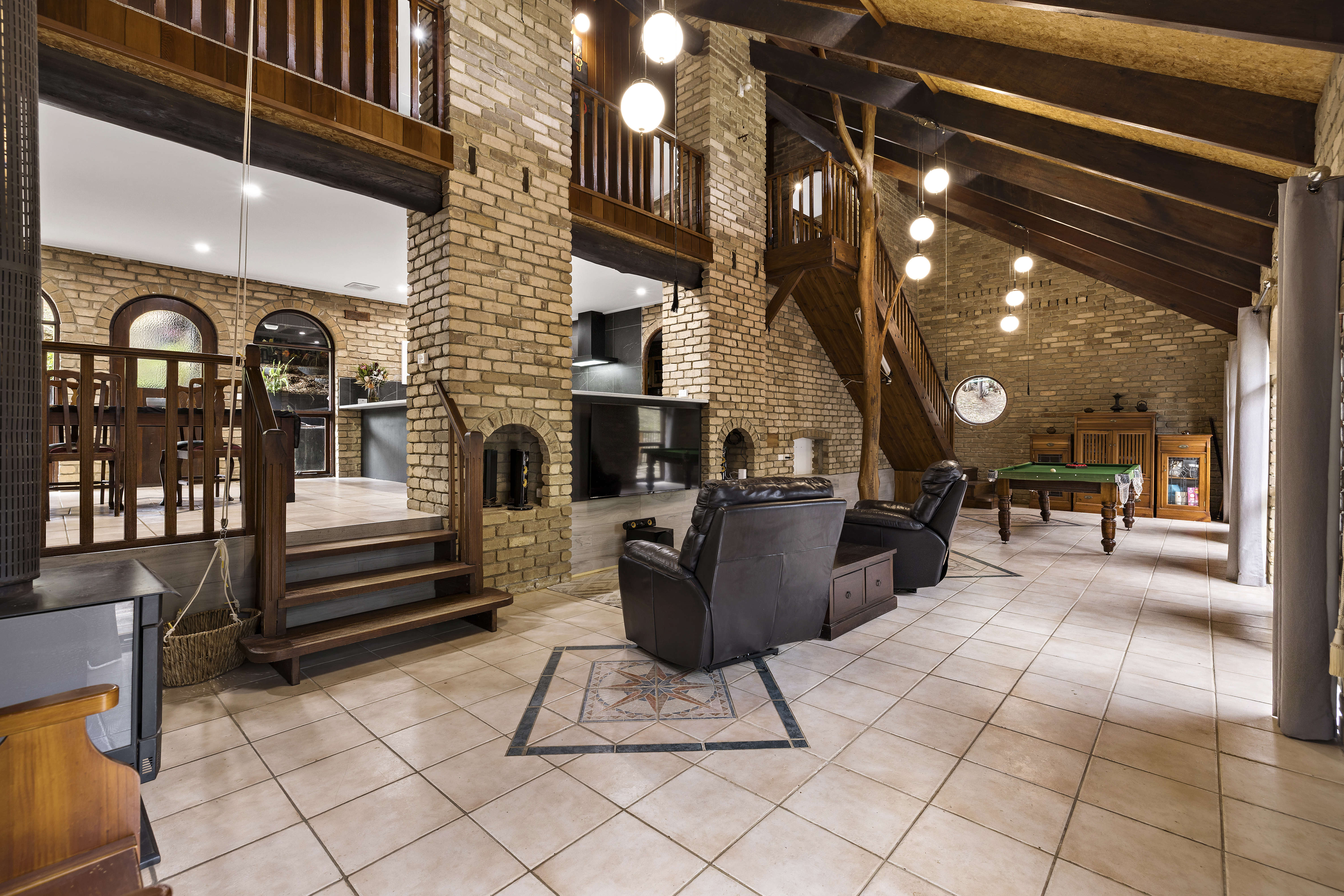 5-bedroom house at 255 Pinnacle Lane, Steels Creek, VIC 3775, Yarra Ranges, Victoria