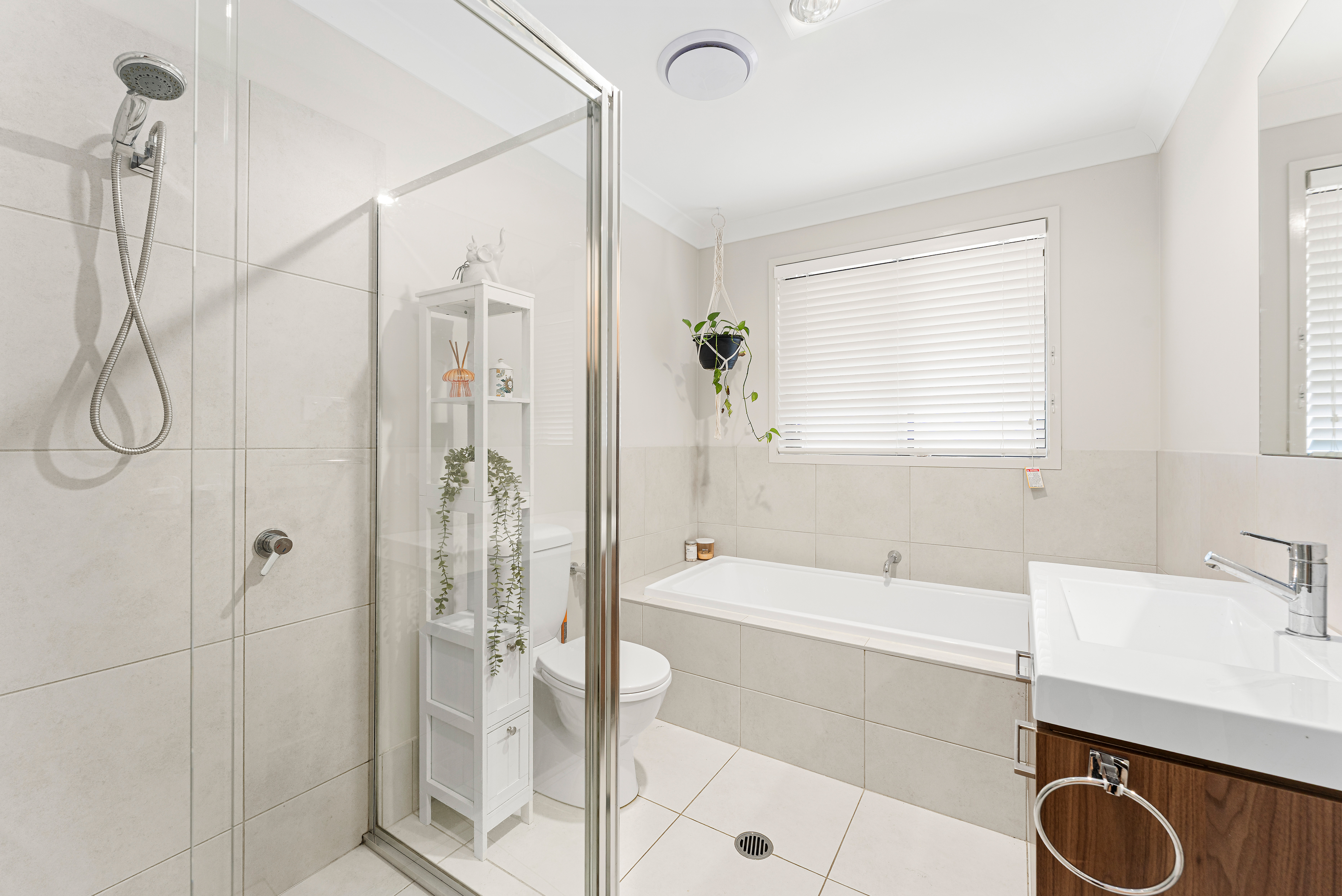 5 Bombala Street, Tullimbar, NSW 2527 - Image 6