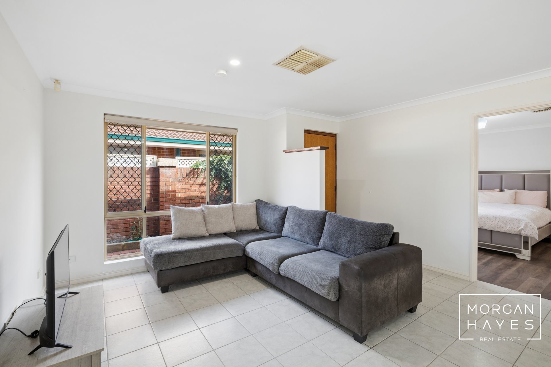 2/14 Skytown Place, Queens Park, WA 6107 - Image 5
