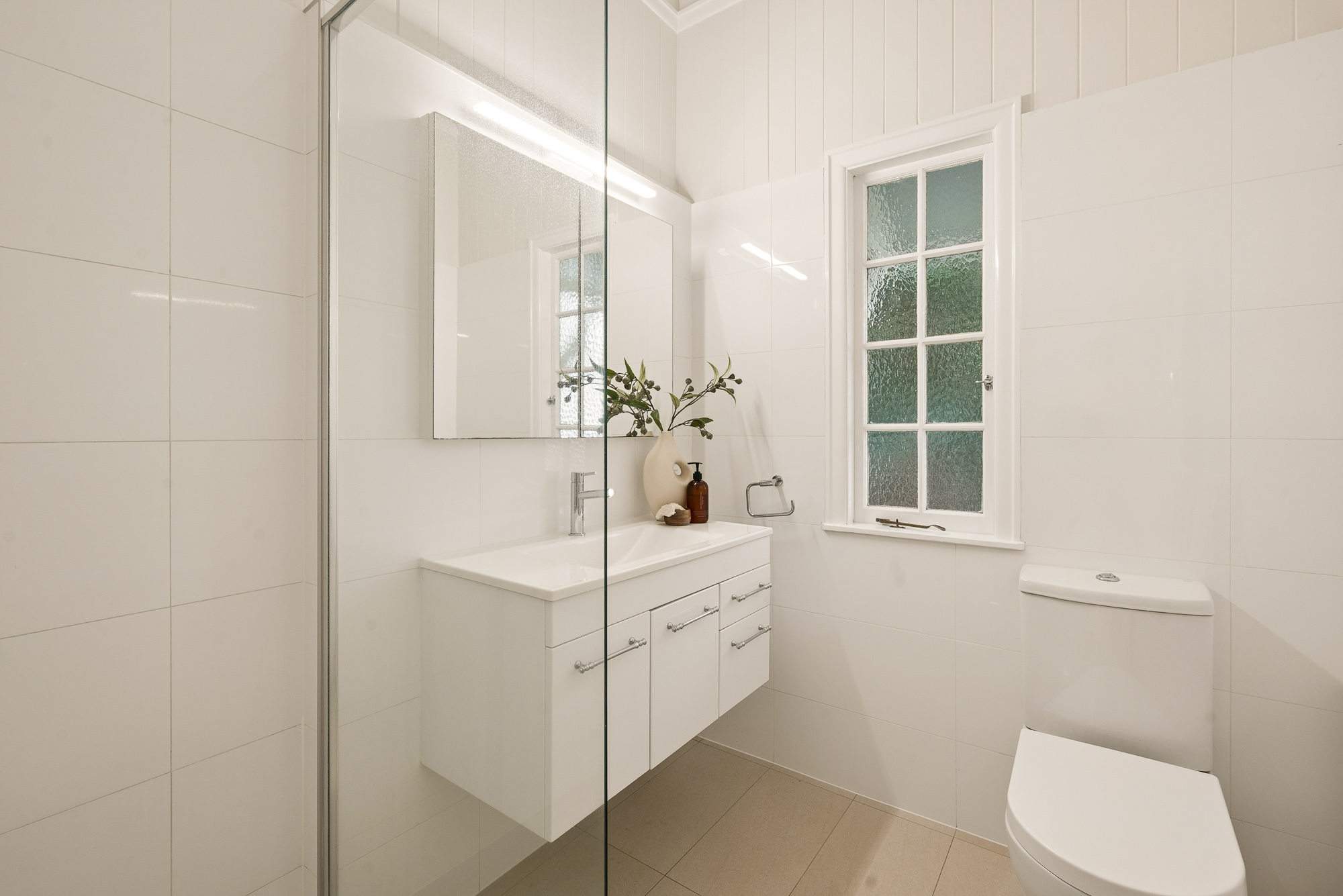 5-bedroom house at 35 Benbow Street, Tarragindi, QLD 4121, Brisbane, Queensland