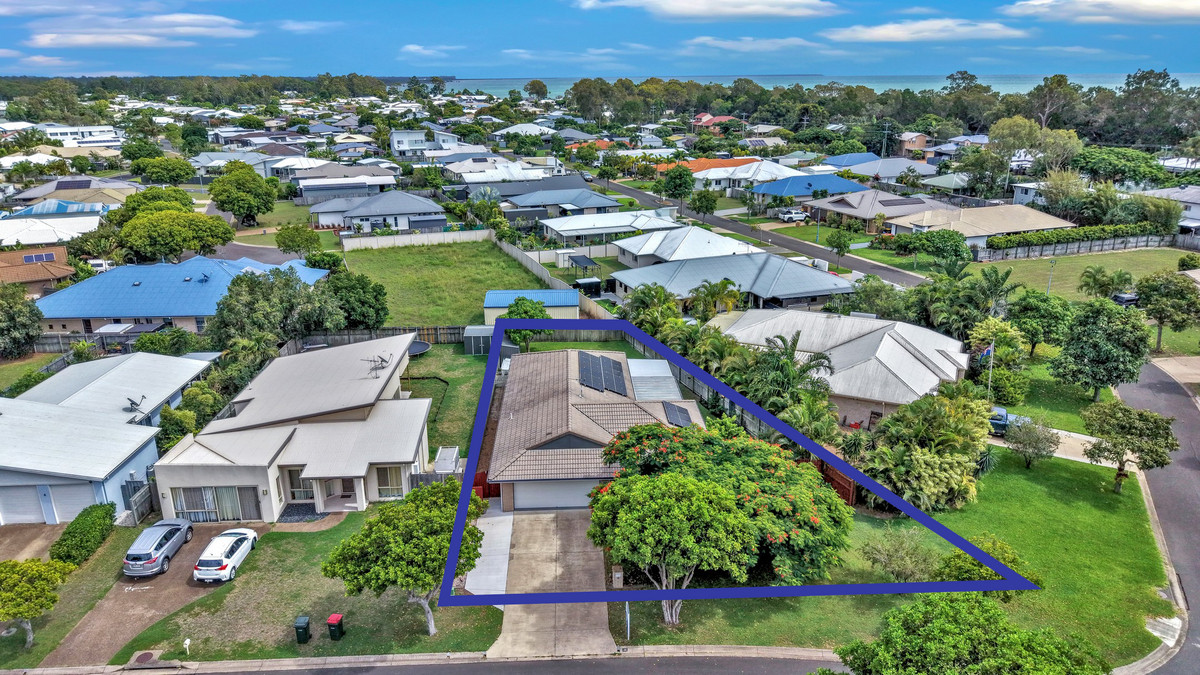 12 HELM STREET, Toogoom QLD 4655 - Image 1