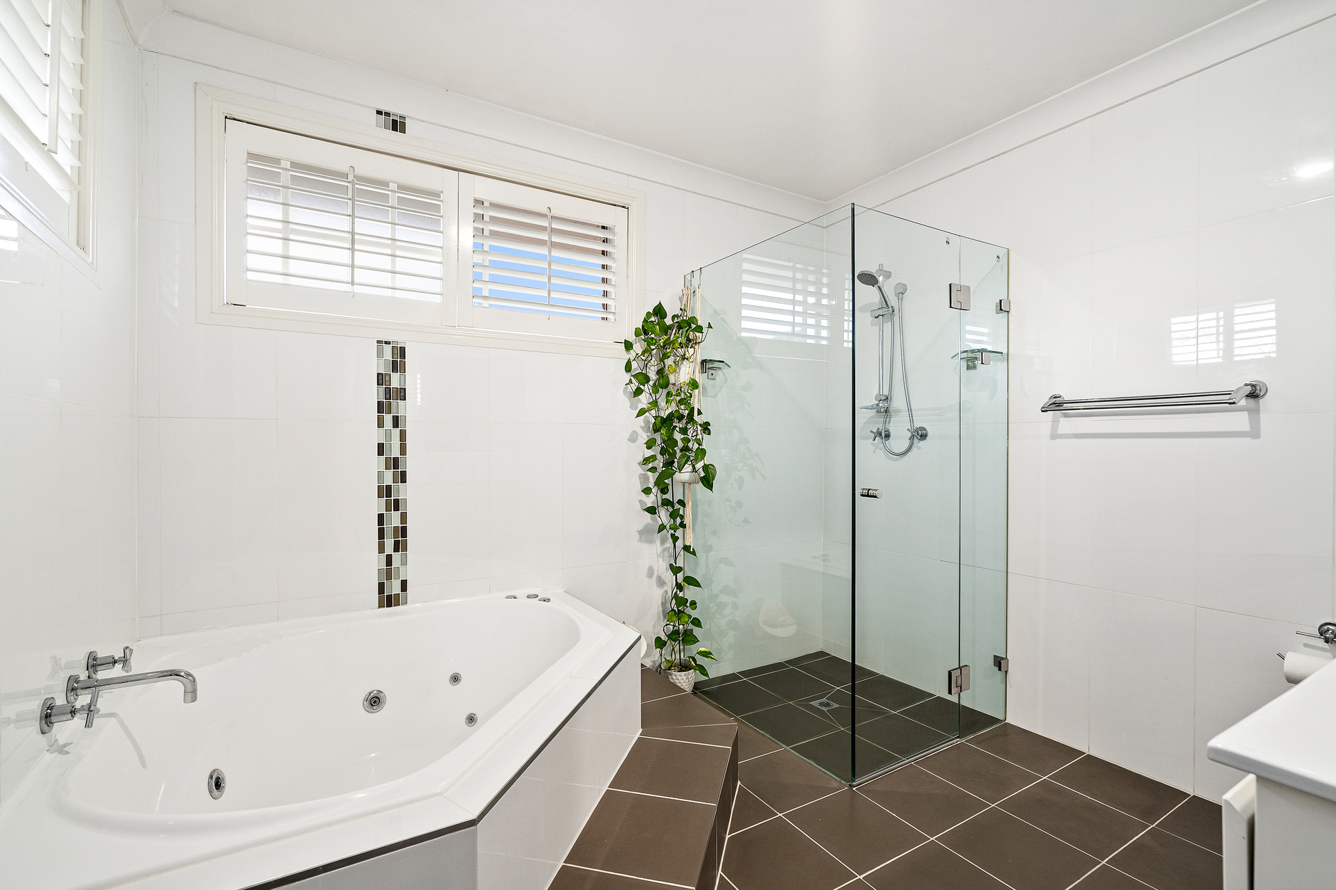 2/39 Gannons Road, Caringbah, NSW 2229 - Image 10