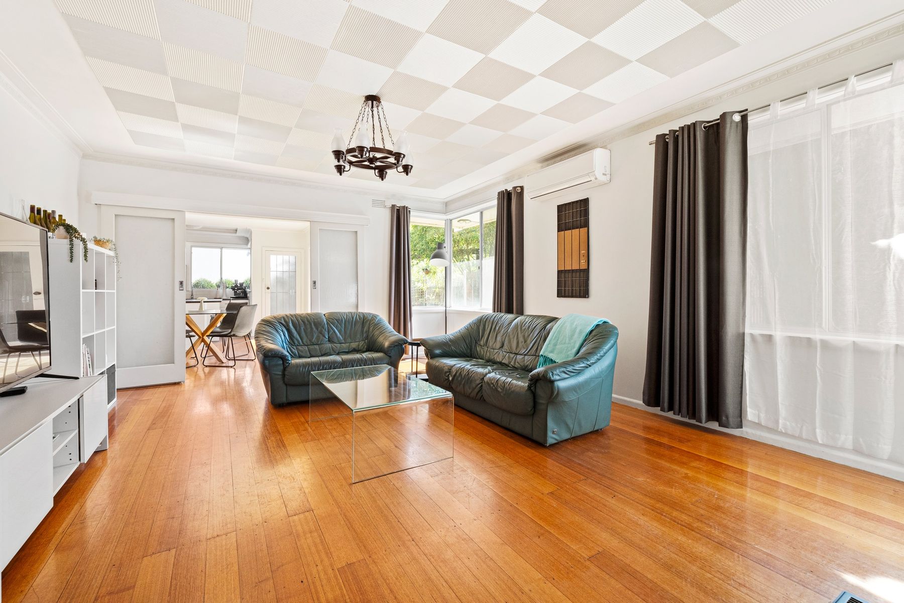 2 DUXSON DRIVE, Templestowe VIC 3106 - Image 2