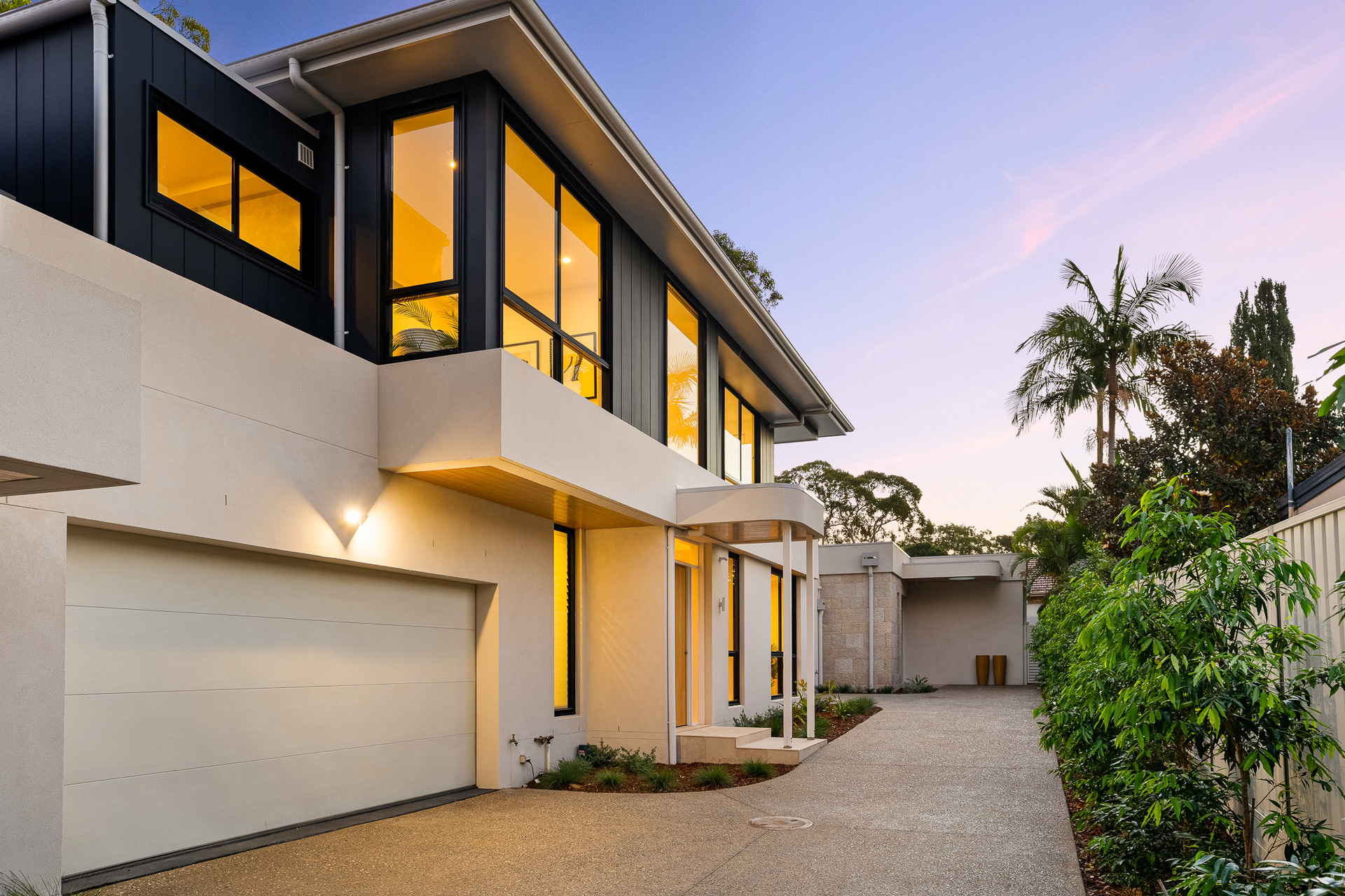 5-bedroom unit at 51 SAUNDERS BAY ROAD, Caringbah South NSW 2229, Sutherland, New South Wales