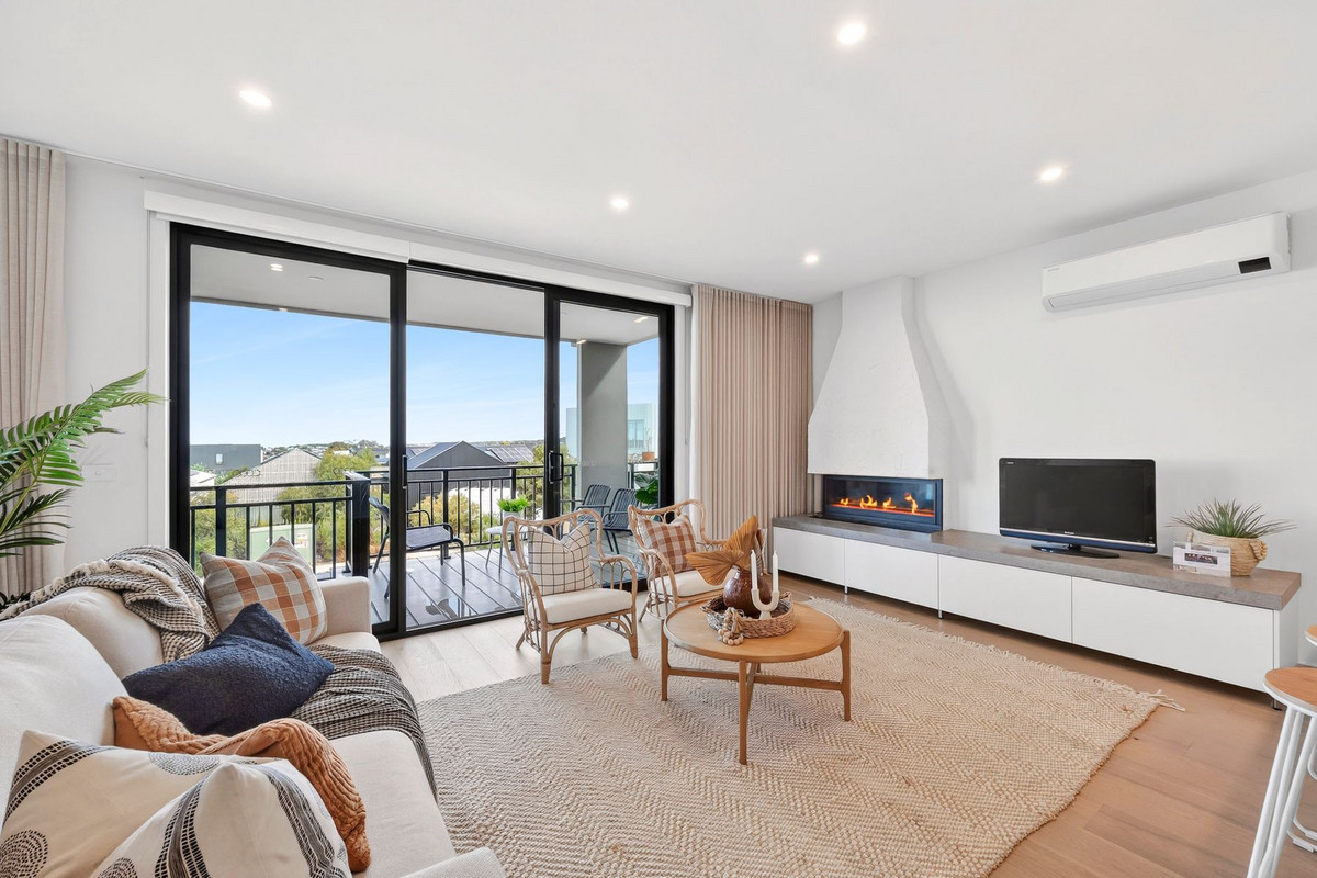 28 Wurrak Crescent, Torquay, Vic, 3228 - Image 7