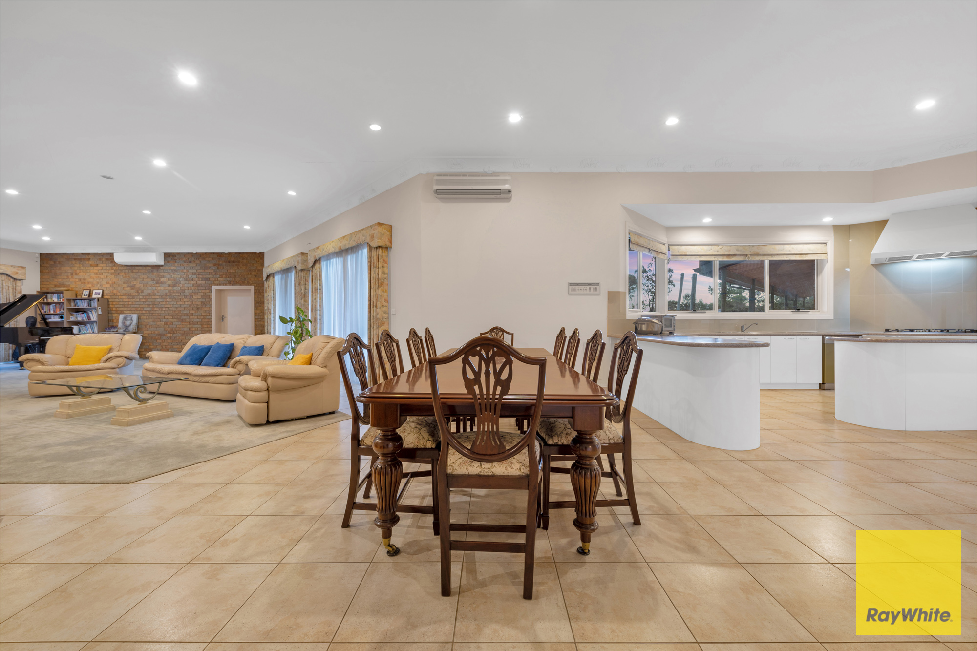 7-bedroom house at 18 BINDOWAN DRIVE, Hoppers Crossing VIC 3029, Wyndham, Victoria