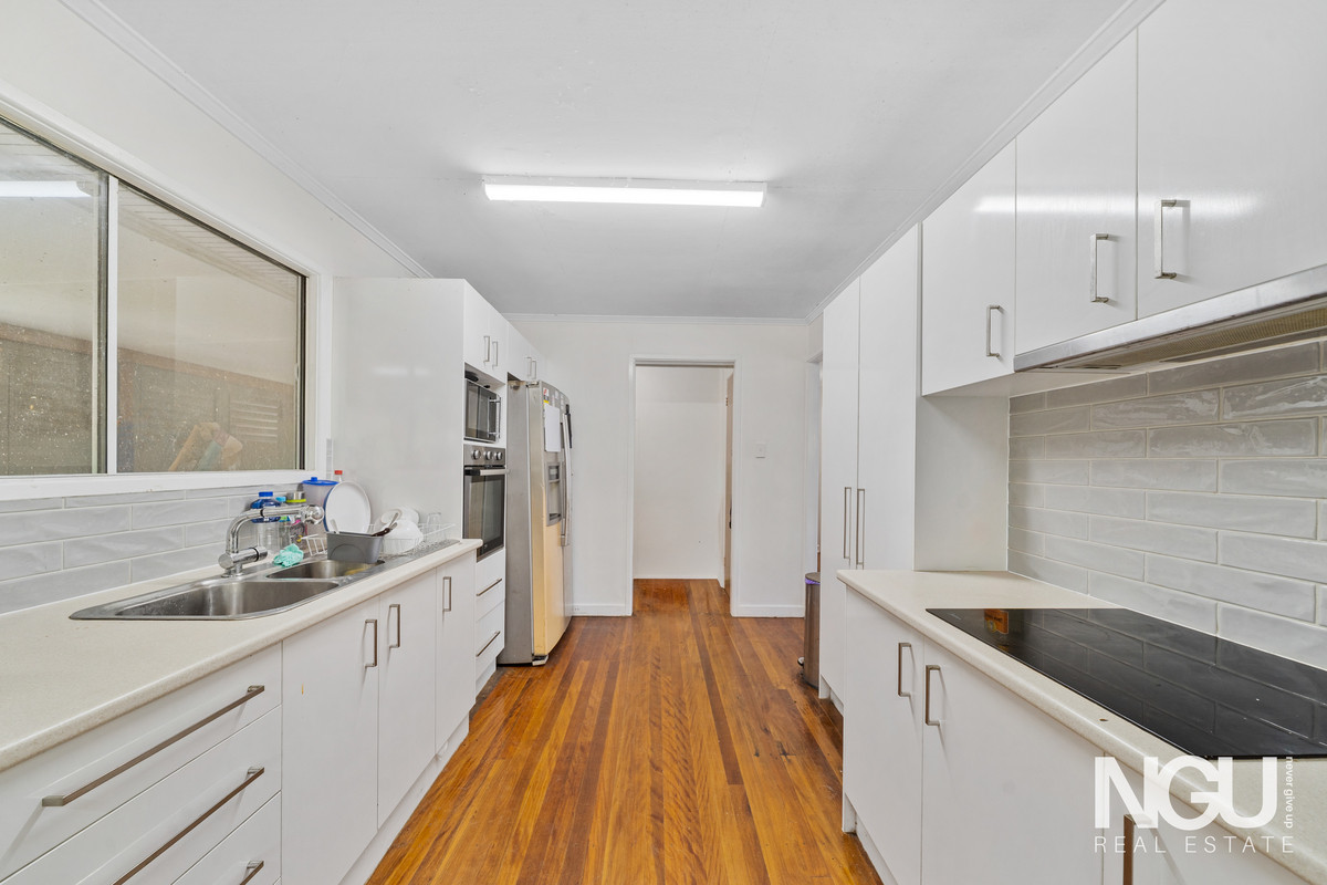 8 HOPE STREET, Kingston QLD 4114 - Image 2