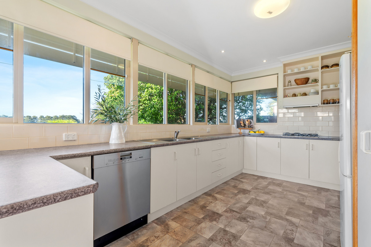 3-bedroom house at 1/7 Regent, Port Fairy, Vic, 3284, Moyne, Victoria
