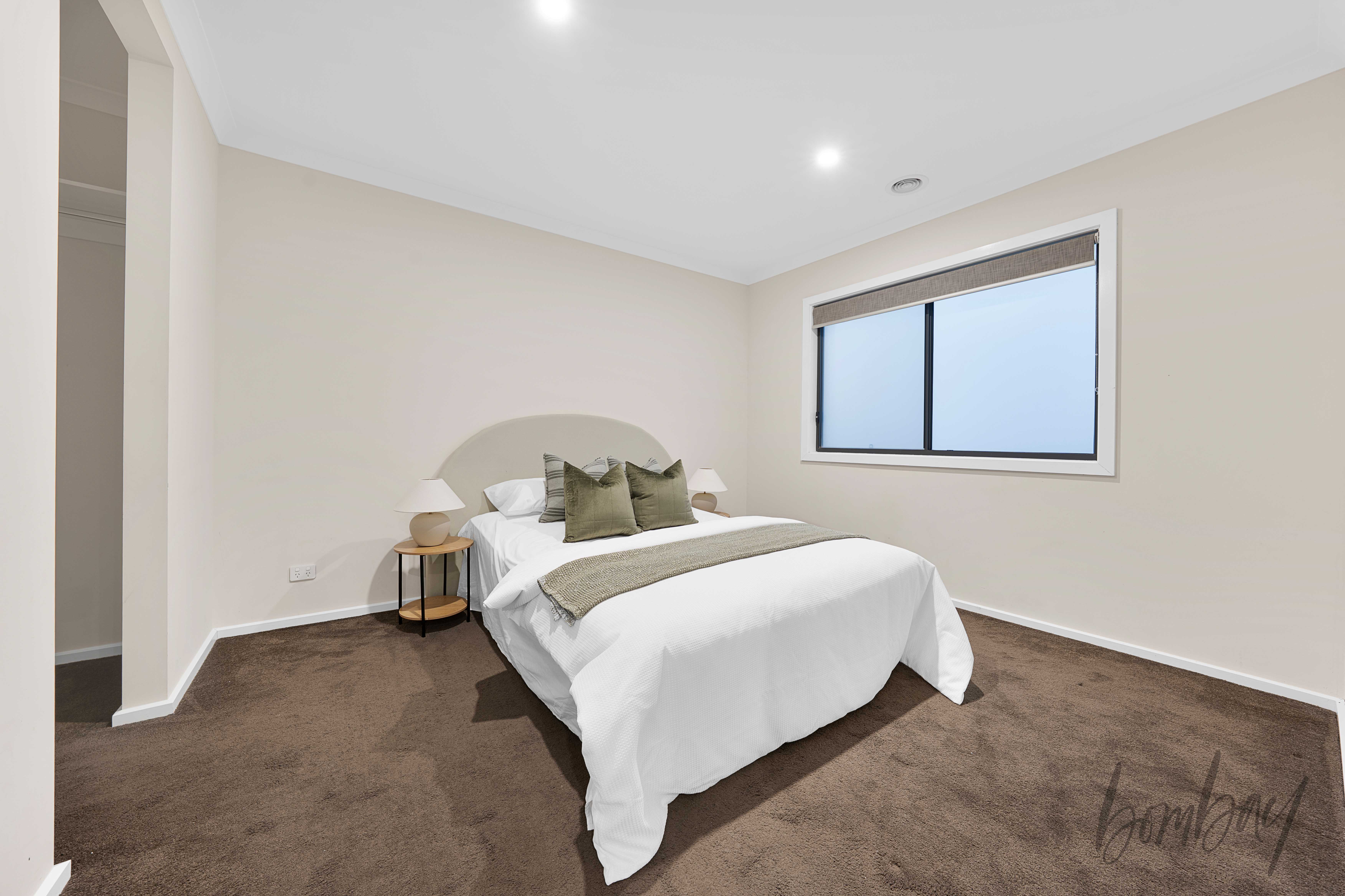 5-bedroom house at 9 ROEBLING STREET, Craigieburn VIC 3064, Hume, Victoria